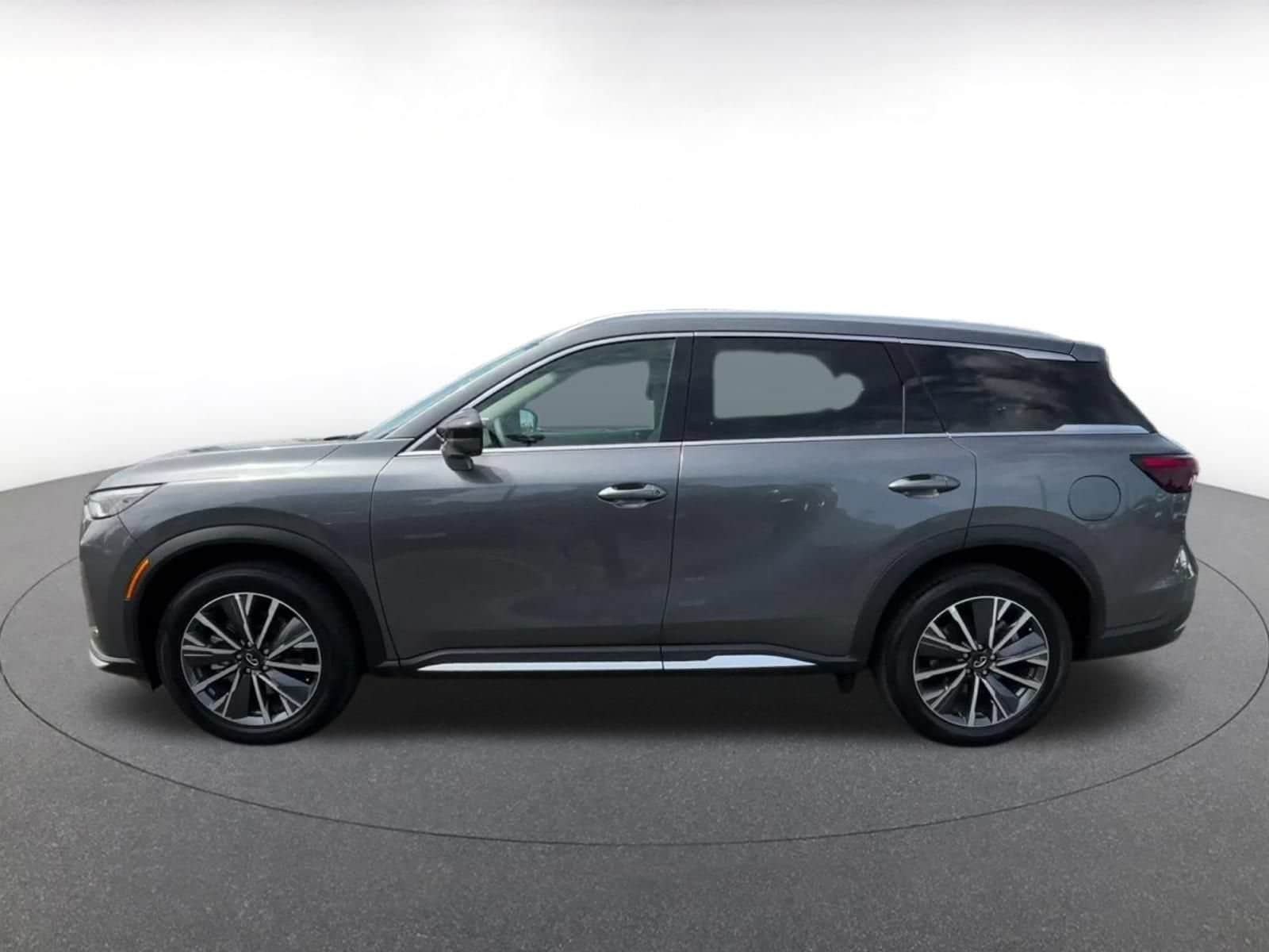 Thumbnail: 2026 INFINITI QX60 - 9