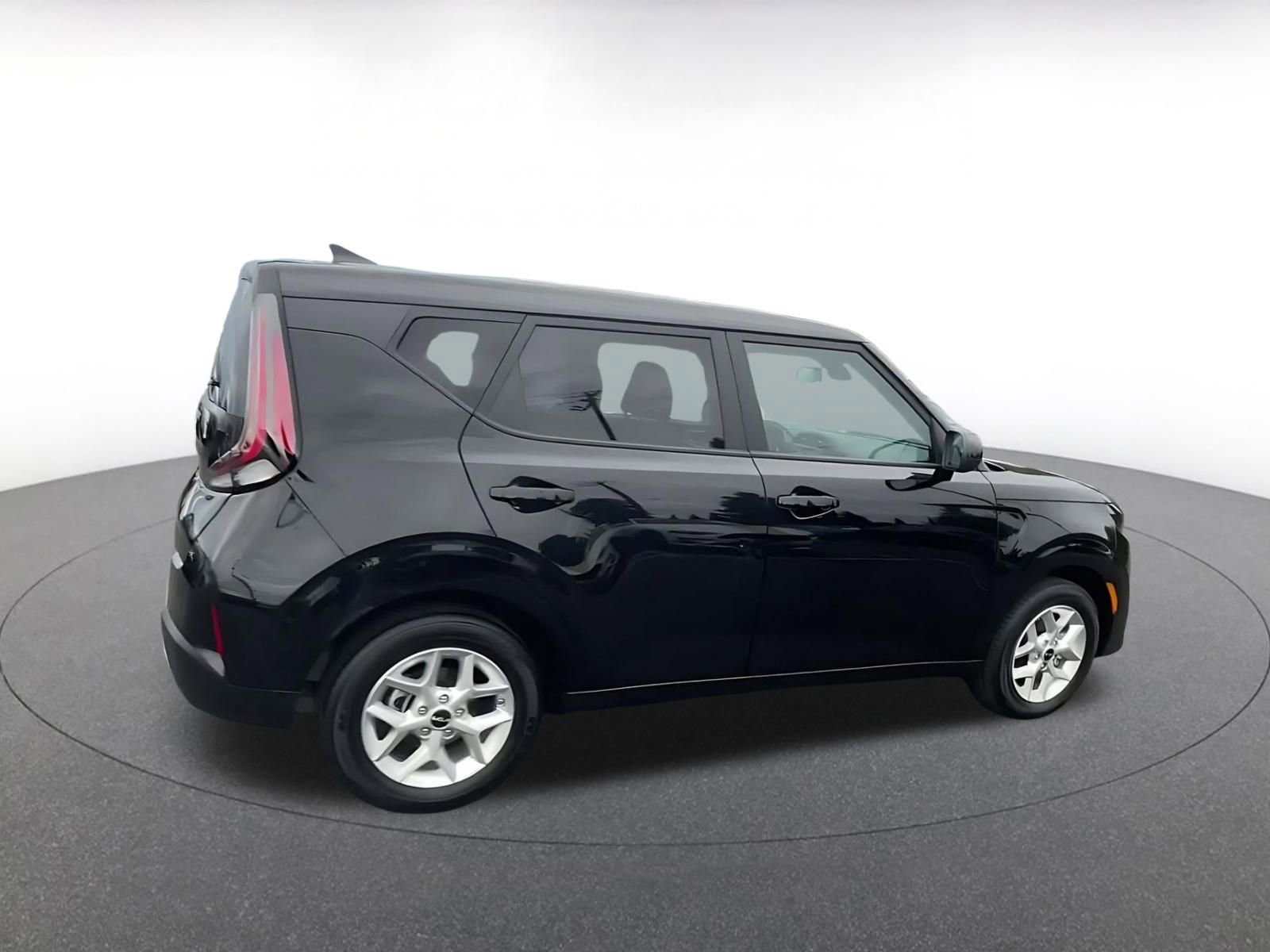 Thumbnail: 2025 Kia Soul - 15