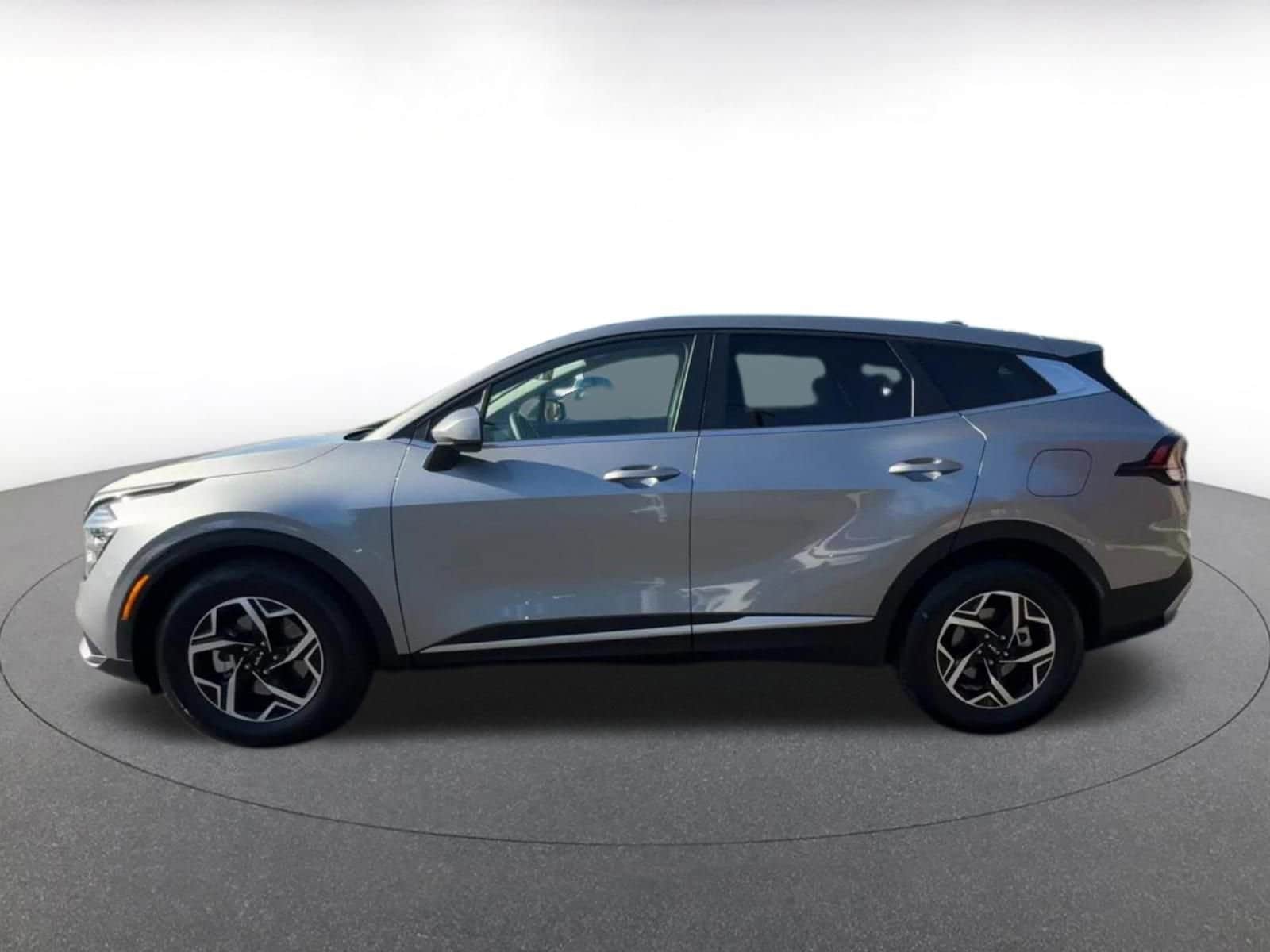 Thumbnail: 2025 Kia Sportage - 9