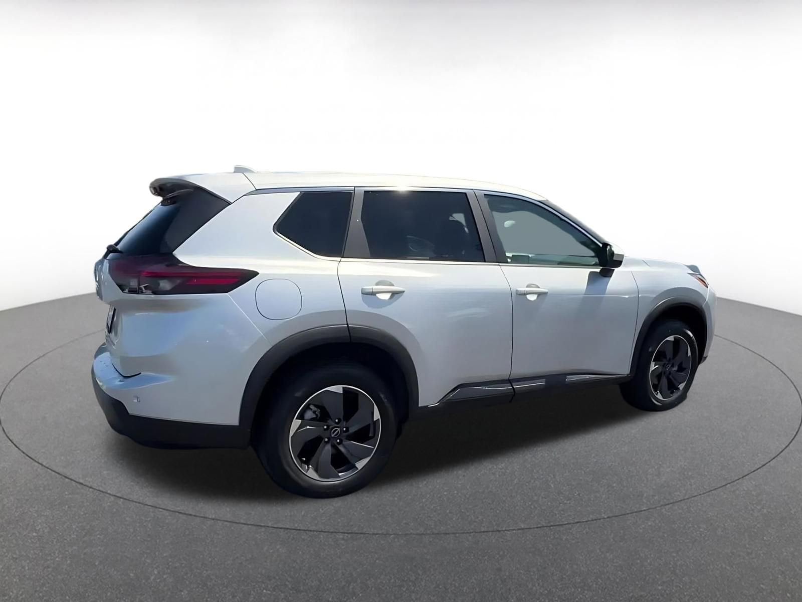 Thumbnail: 2025 Nissan Rogue - 15