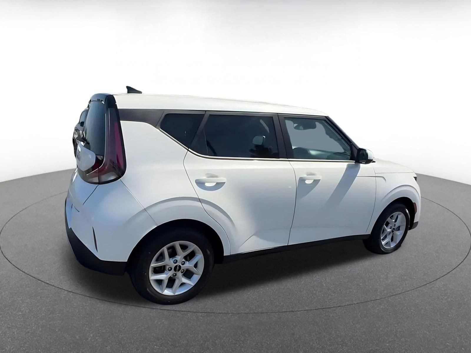 Thumbnail: 2025 Kia Soul - 15