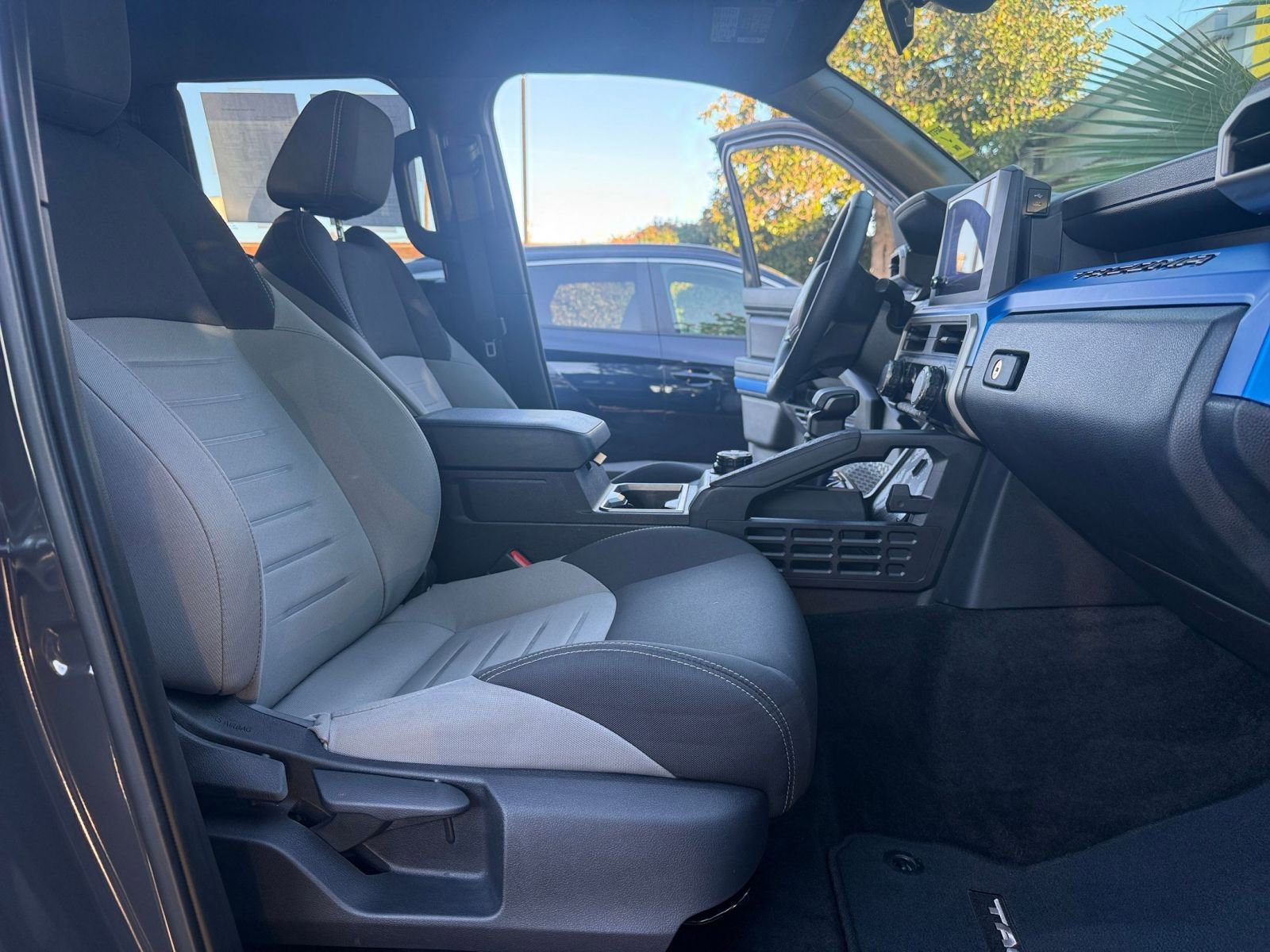 Thumbnail: 2025 Toyota Tacoma - 34