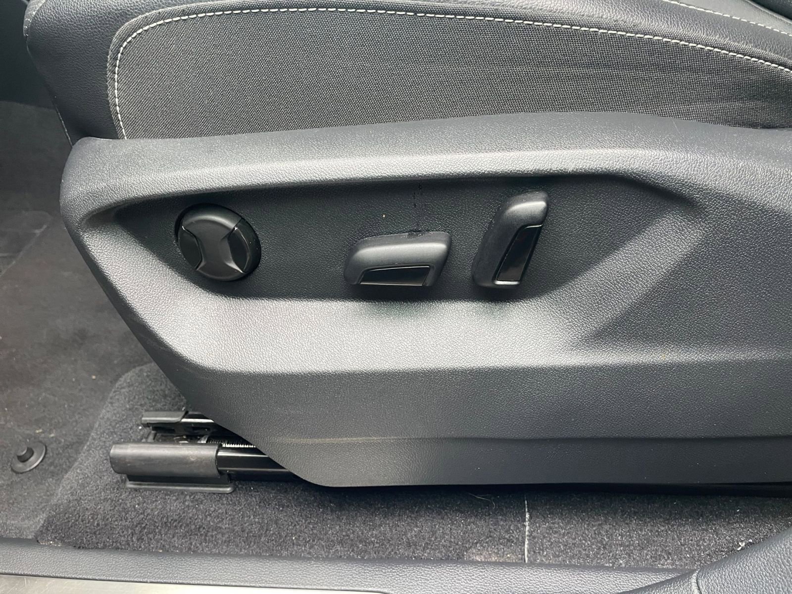 Thumbnail: 2025 Volkswagen Atlas - 23