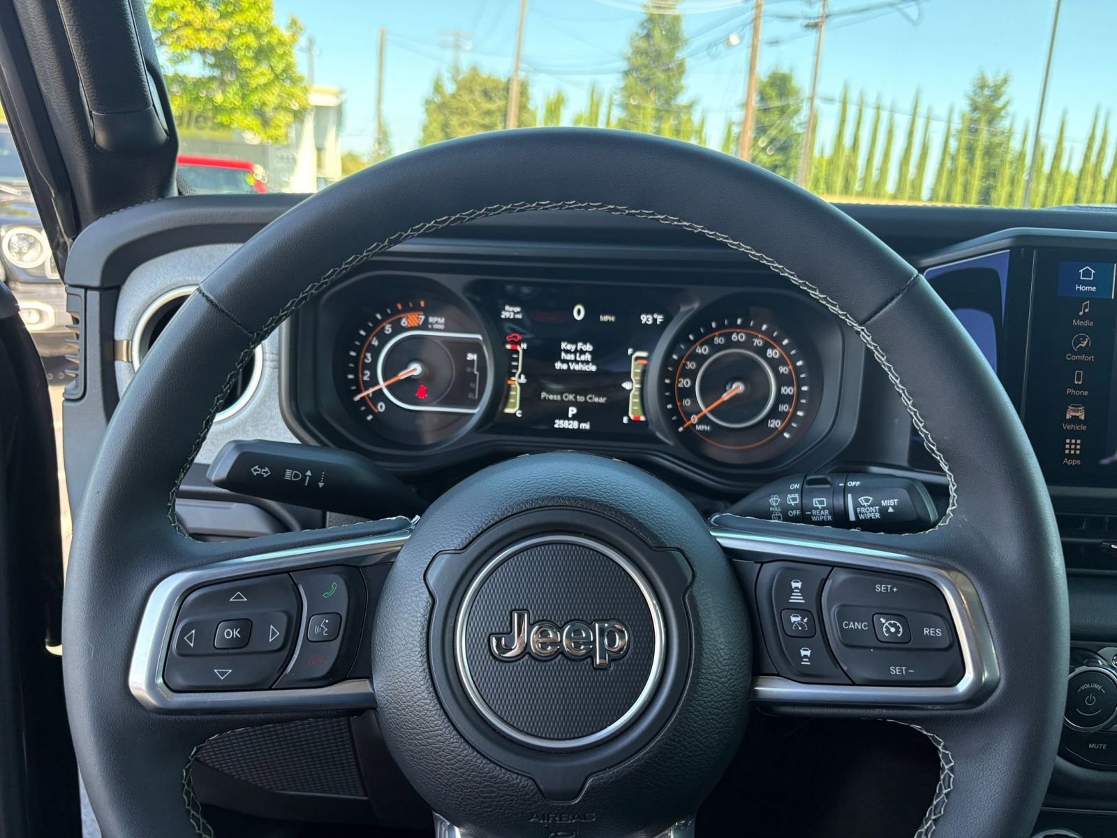 Thumbnail: 2025 Jeep Wrangler - 27
