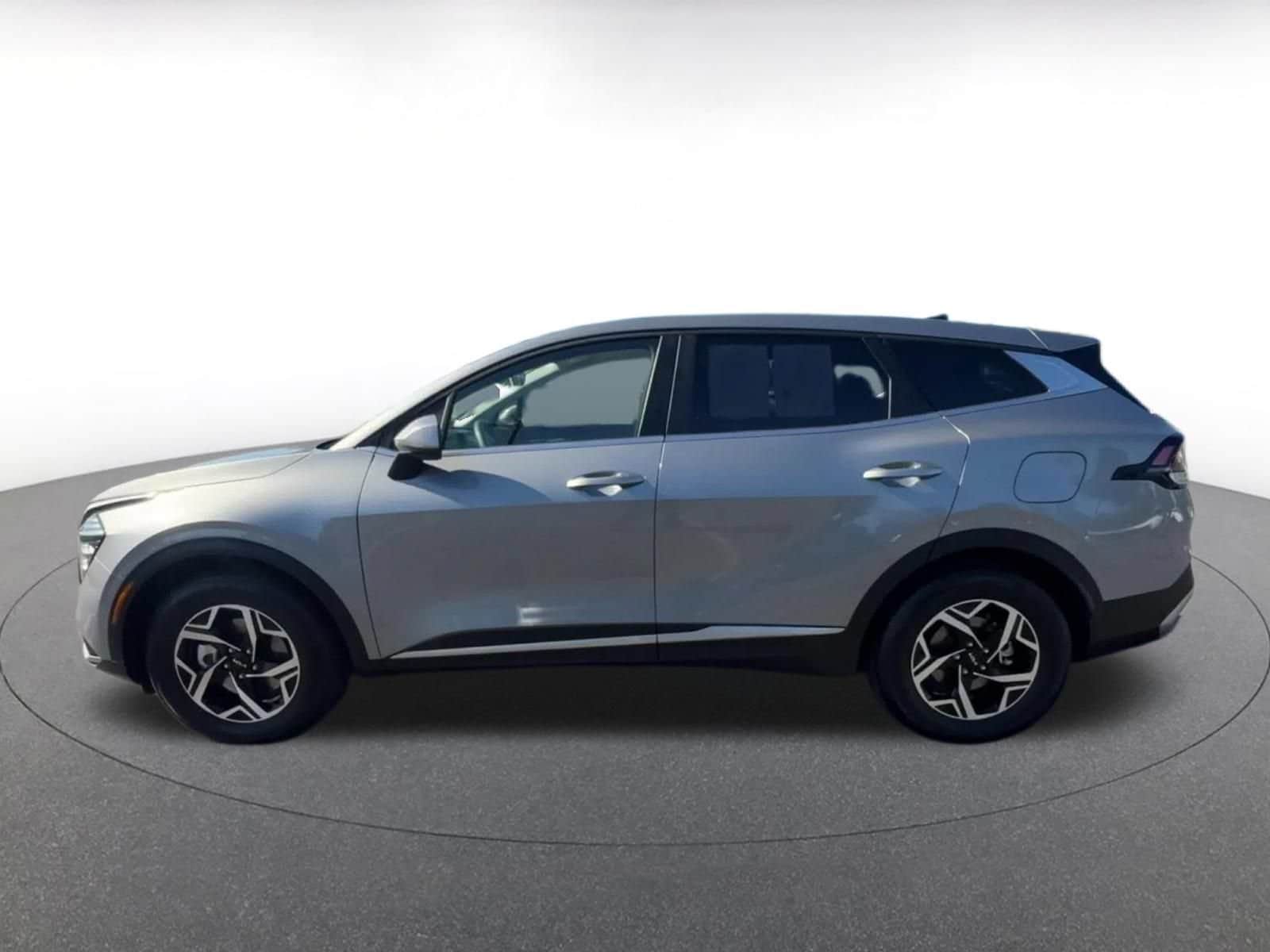 Thumbnail: 2025 Kia Sportage - 9