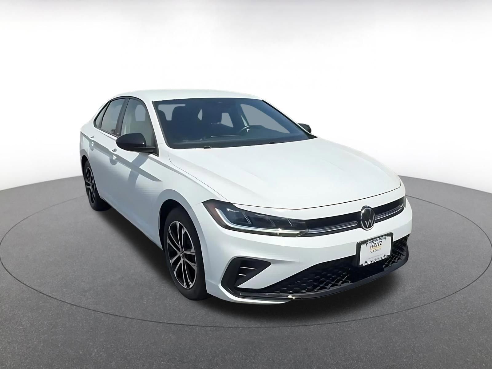 Thumbnail: 2025 Volkswagen Jetta - 3