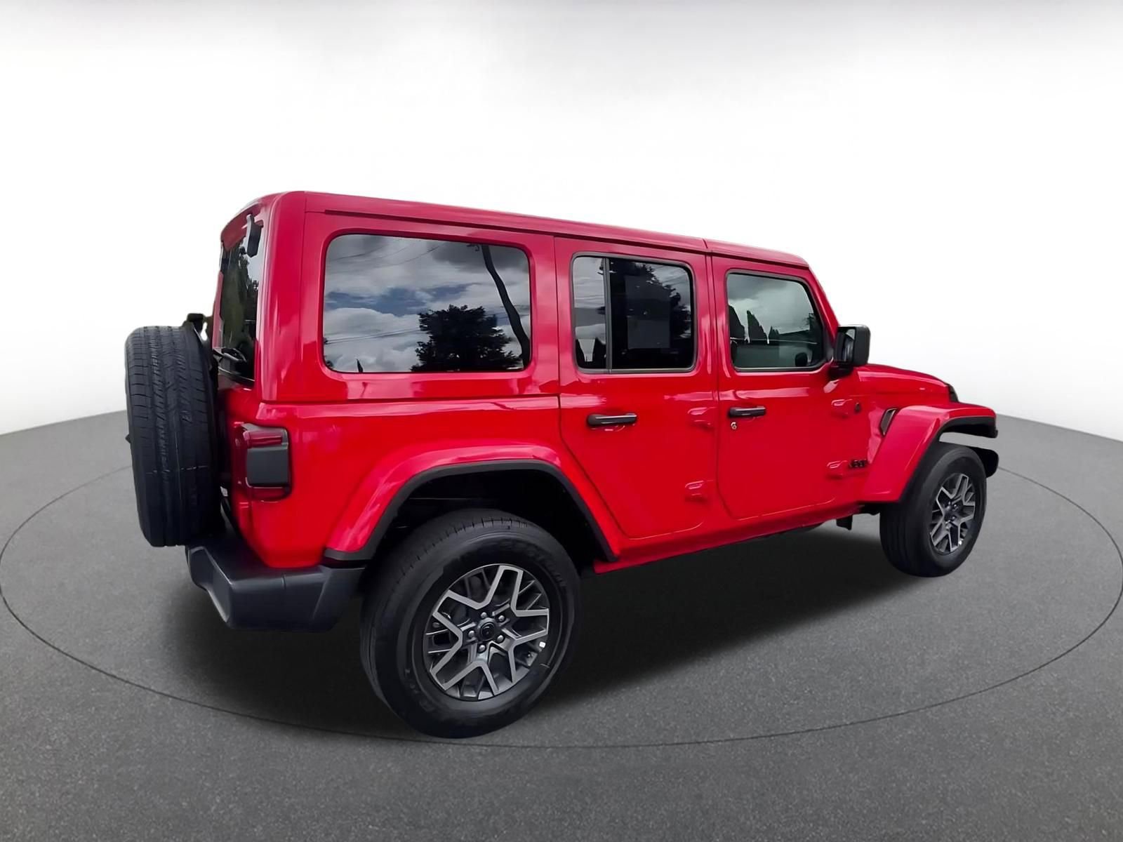 Thumbnail: 2025 Jeep Wrangler - 15