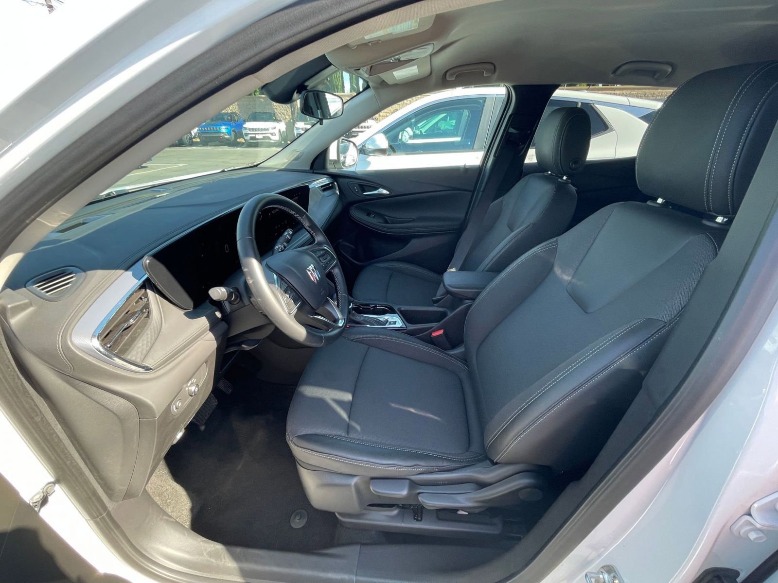 Thumbnail: 2025 Buick Encore GX - 24