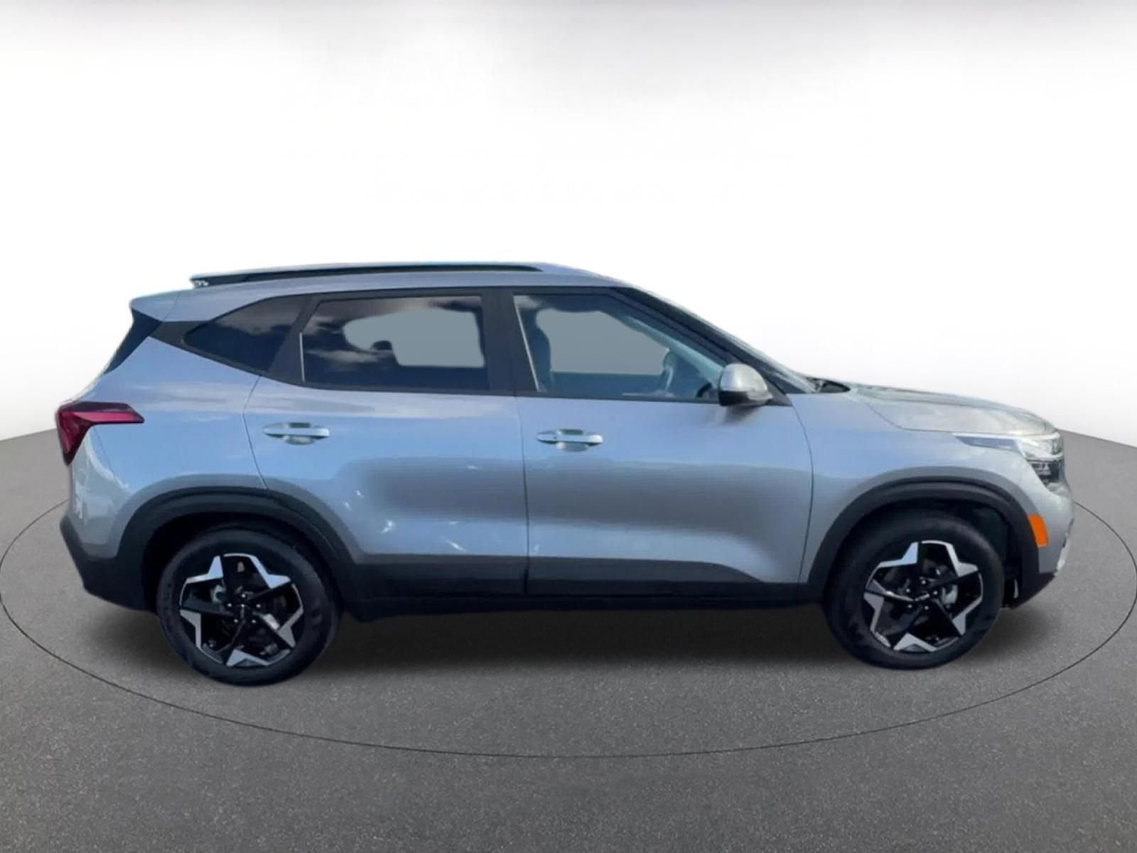 Thumbnail: 2025 Kia Seltos - 16