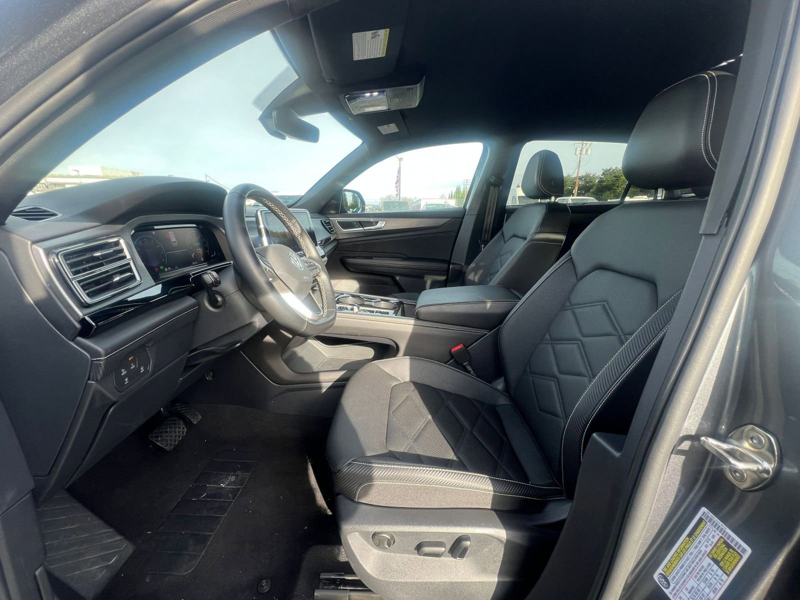 Thumbnail: 2025 Volkswagen Atlas - 27