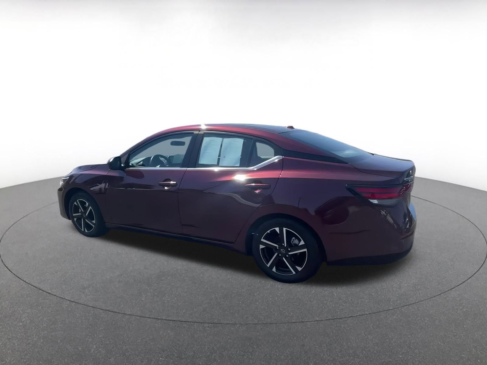 Thumbnail: 2024 Nissan Sentra - 10