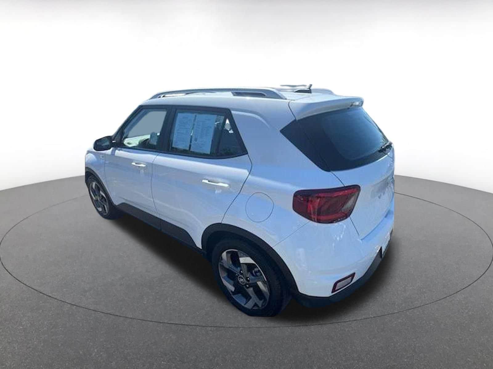 Thumbnail: 2025 Hyundai Venue - 6