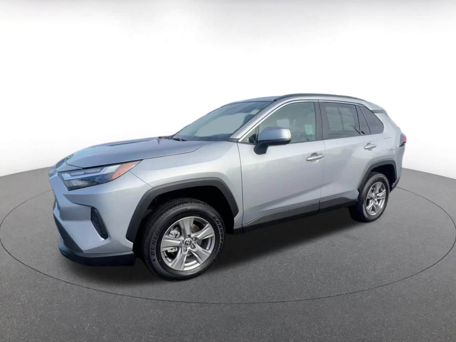 Thumbnail: 2025 Toyota RAV4 - 8