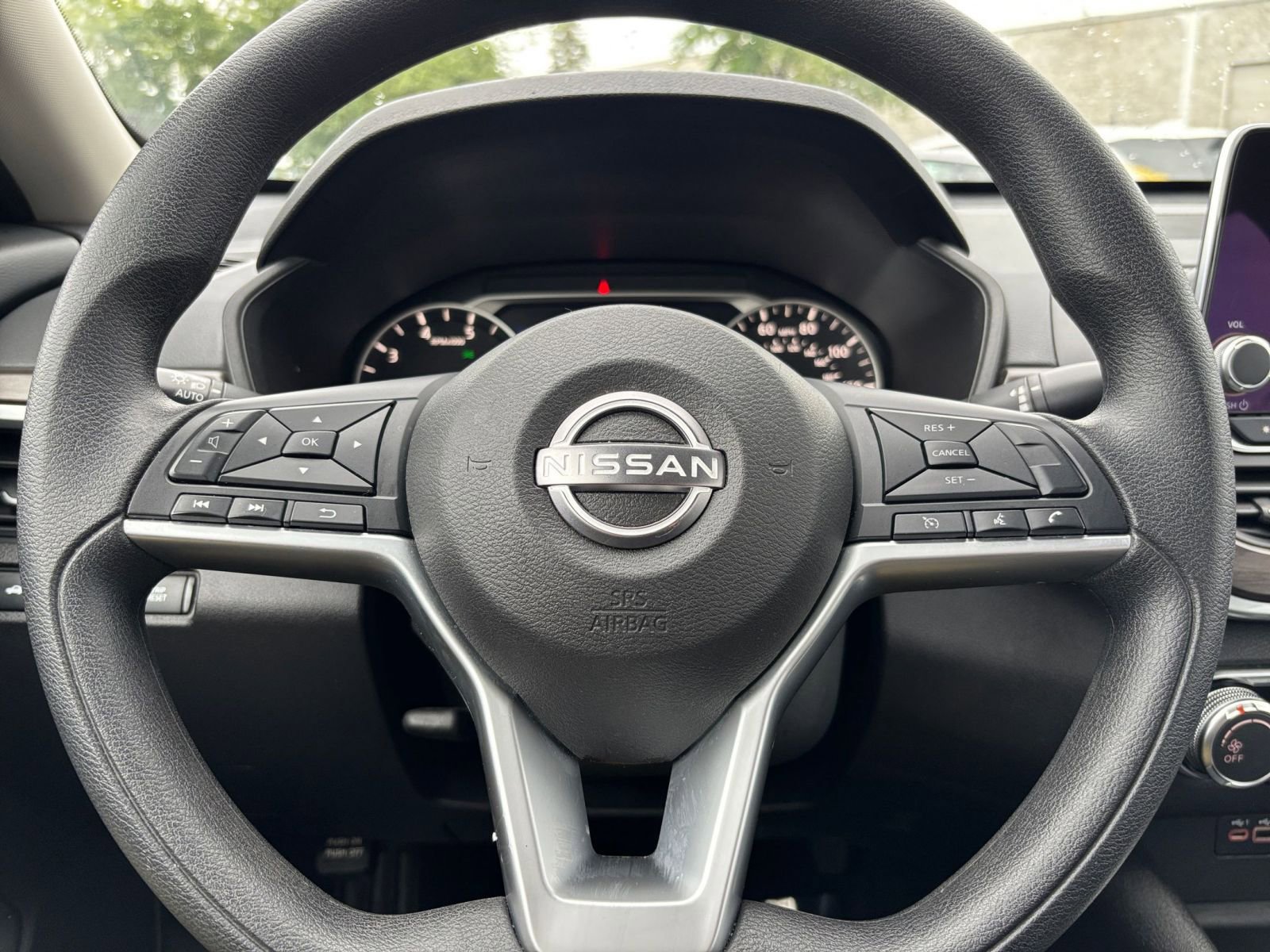 Thumbnail: 2025 Nissan Altima - 28