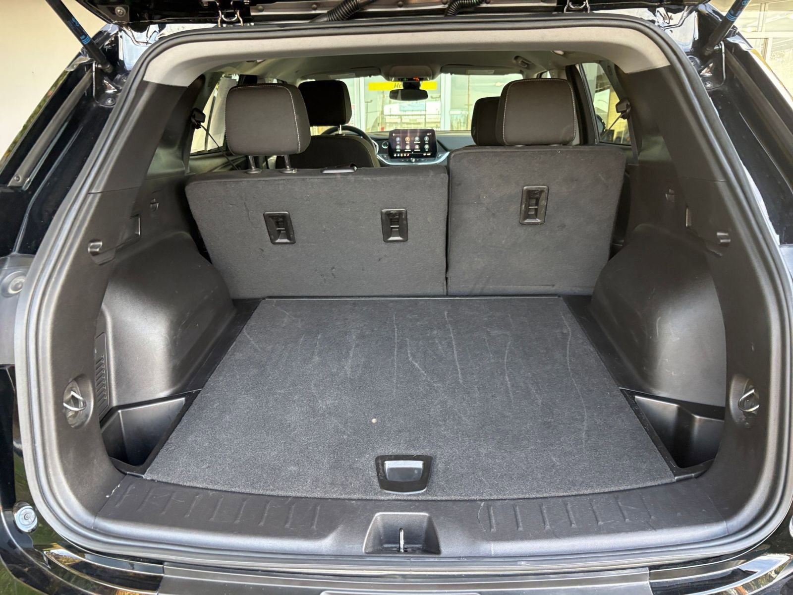 Thumbnail: 2025 Chevrolet Blazer - 31