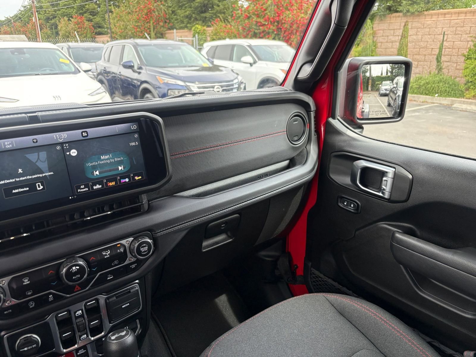 Thumbnail: 2025 Jeep Wrangler - 34
