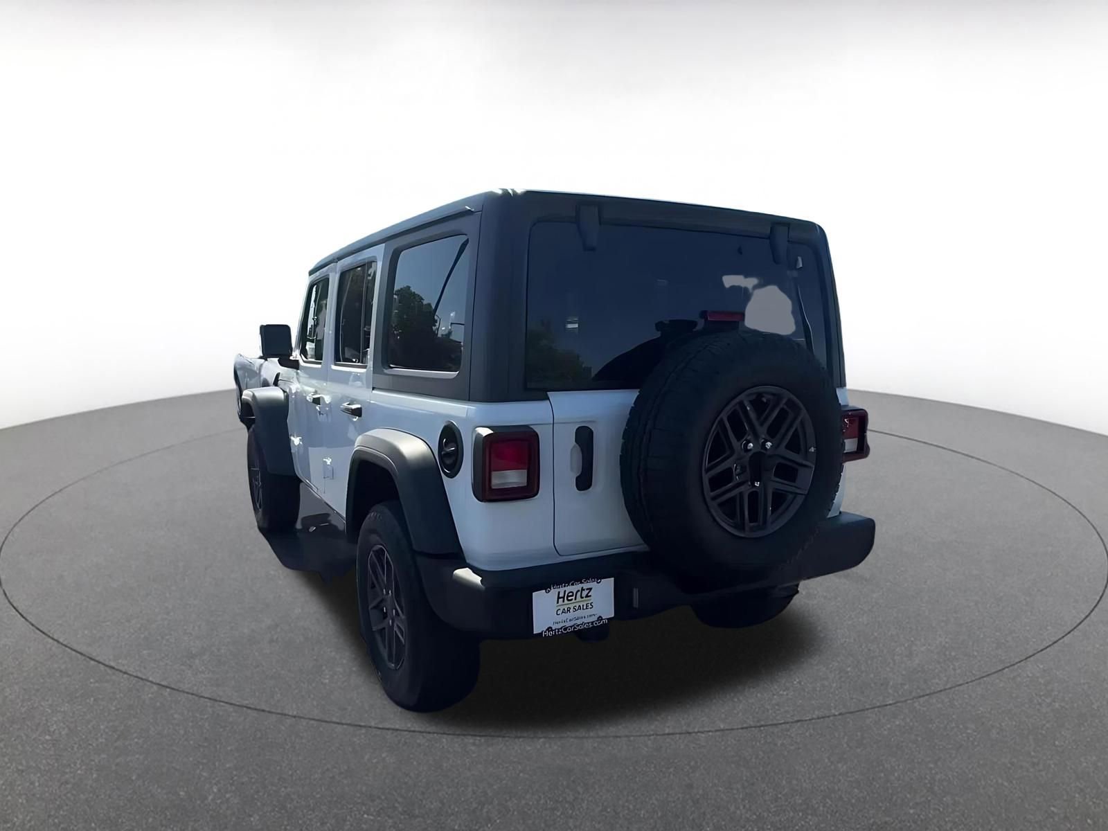 Thumbnail: 2025 Jeep Wrangler - 14