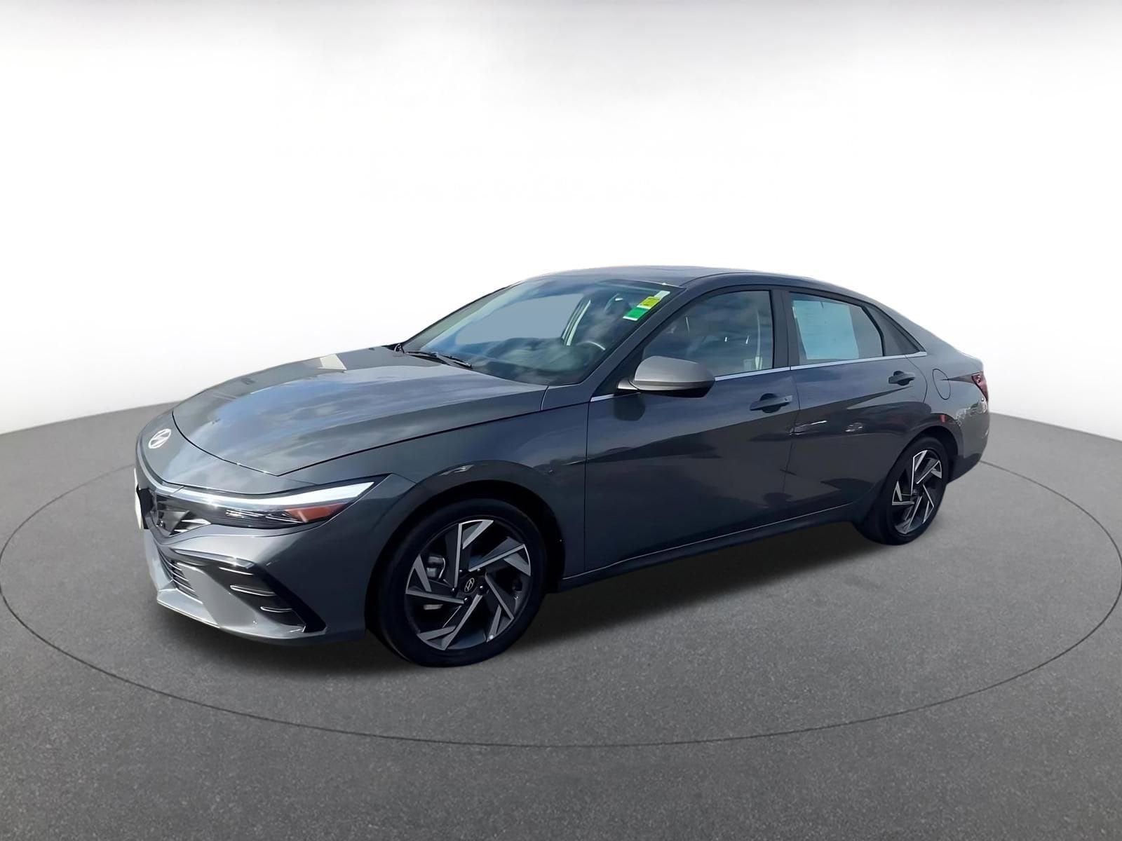 Thumbnail: 2025 Hyundai Elantra - 8