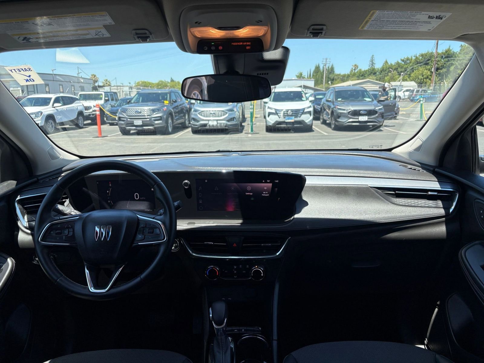 Thumbnail: 2025 Buick Encore GX - 32