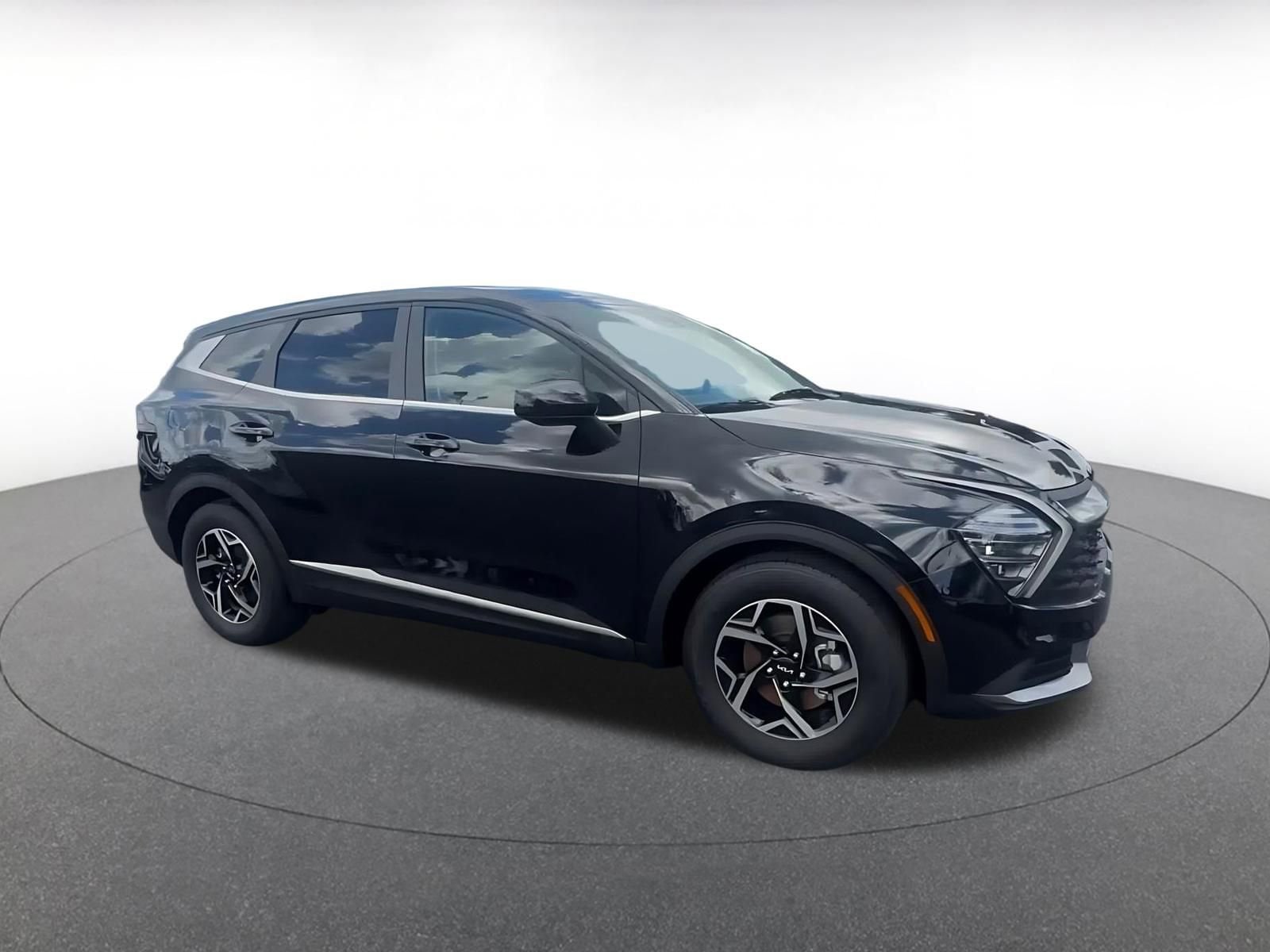 Thumbnail: 2025 Kia Sportage - 2