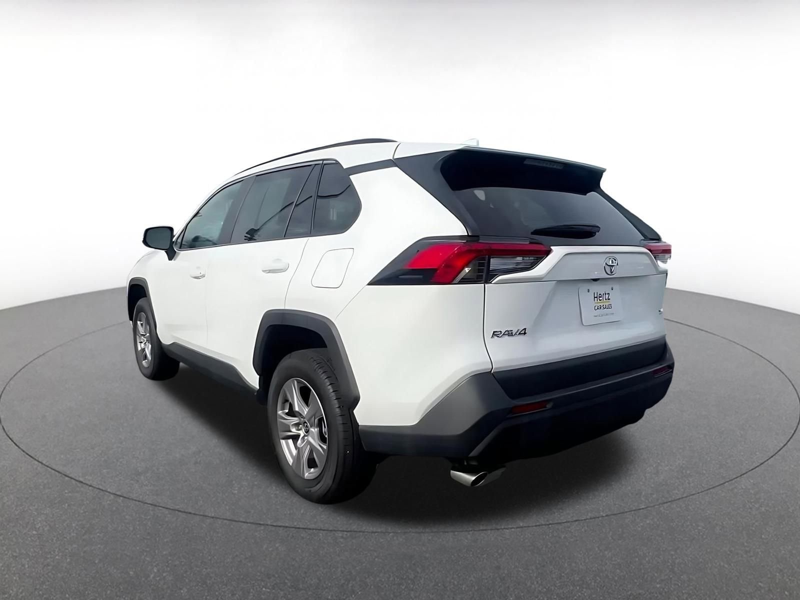 Thumbnail: 2025 Toyota RAV4 - 11