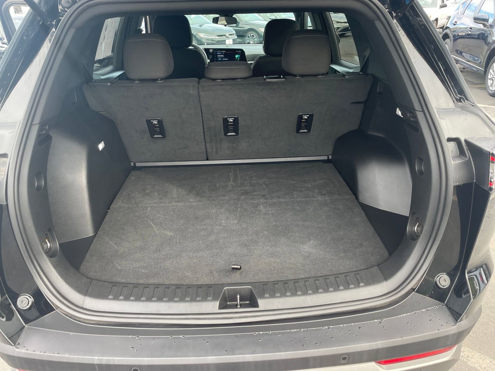 Thumbnail: 2025 Chevrolet Equinox - 24