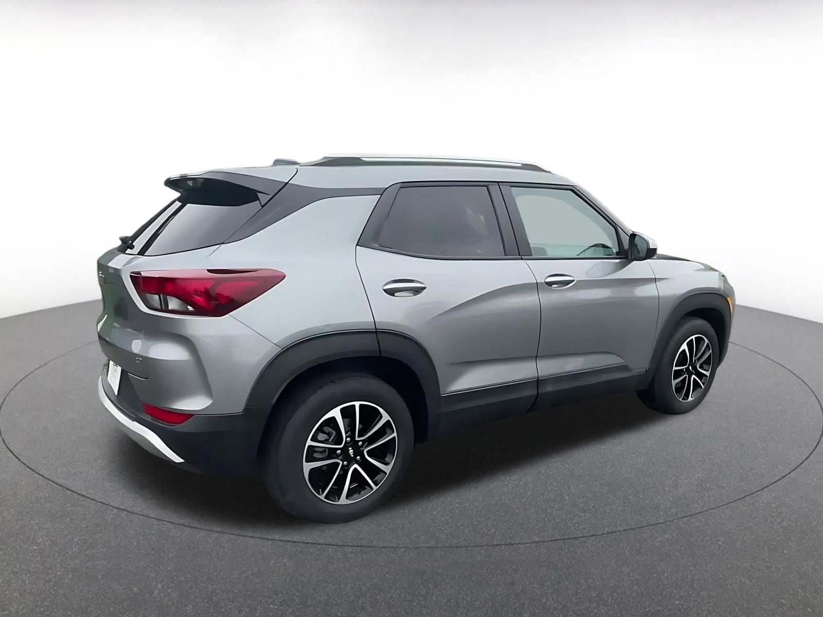 Thumbnail: 2025 Chevrolet TrailBlazer - 15