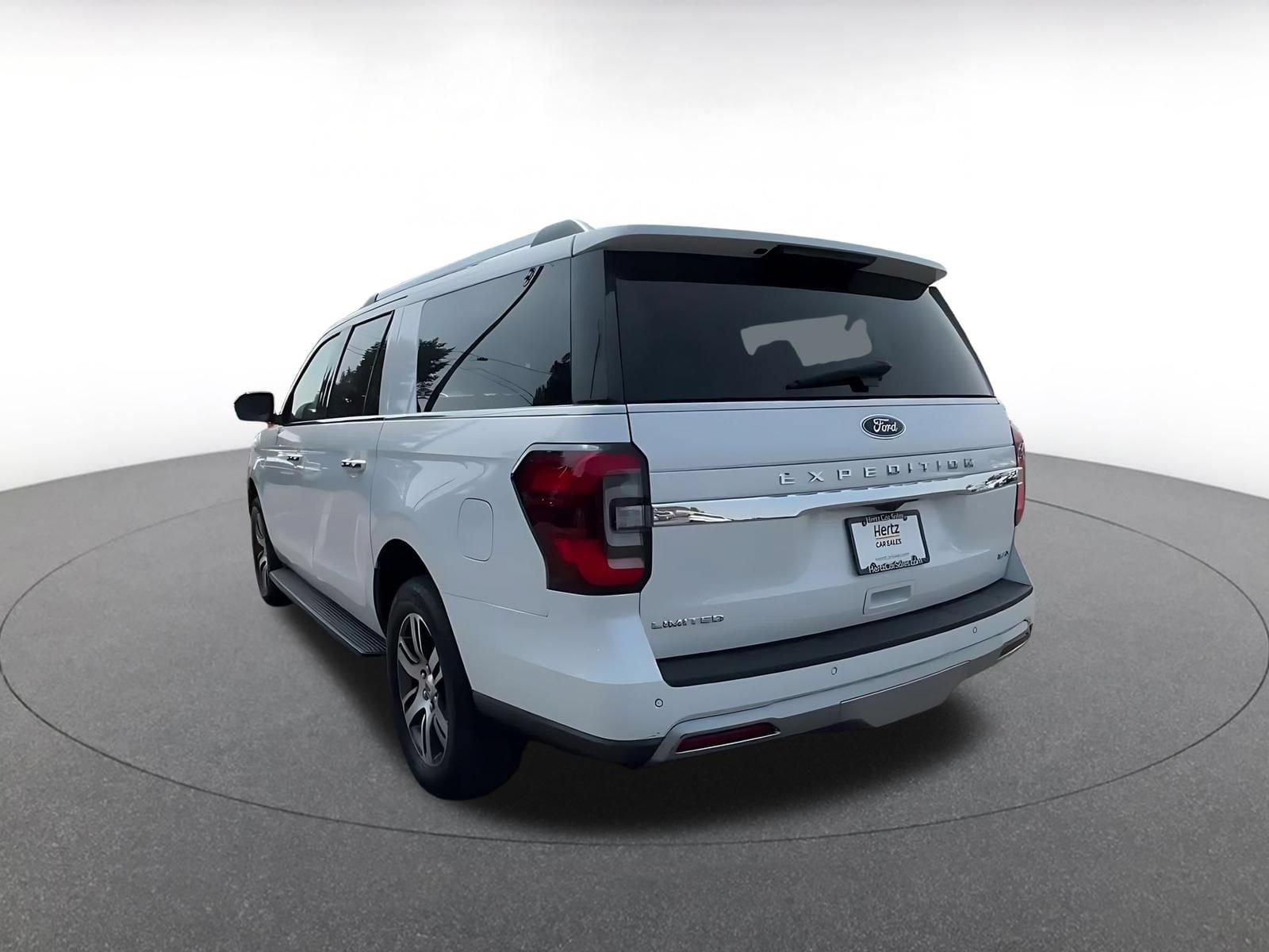 Thumbnail: 2024 Ford Expedition MAX - 10