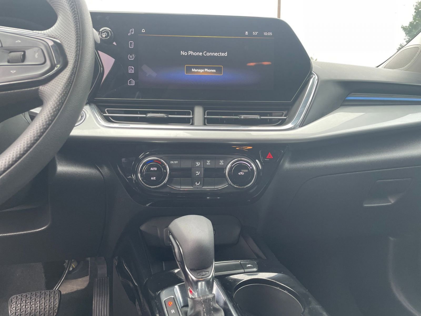 Thumbnail: 2025 Chevrolet Trax - 17