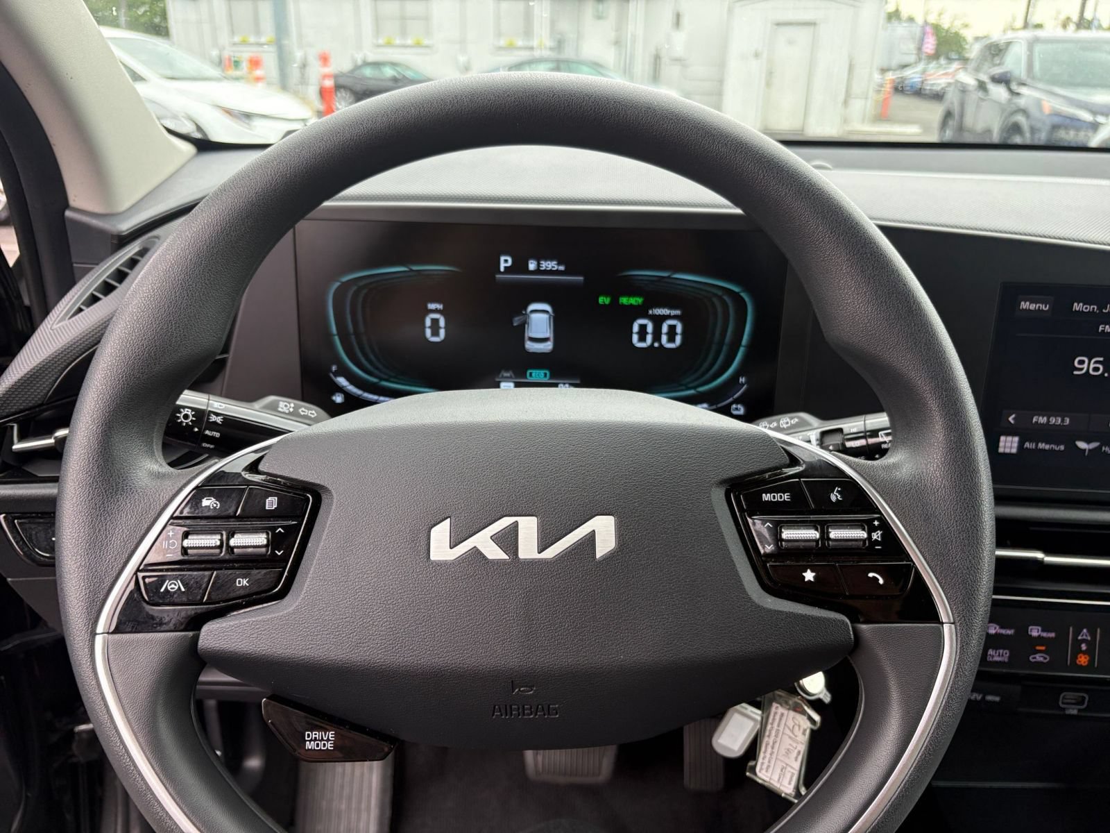 Thumbnail: 2026 Kia Niro - 25