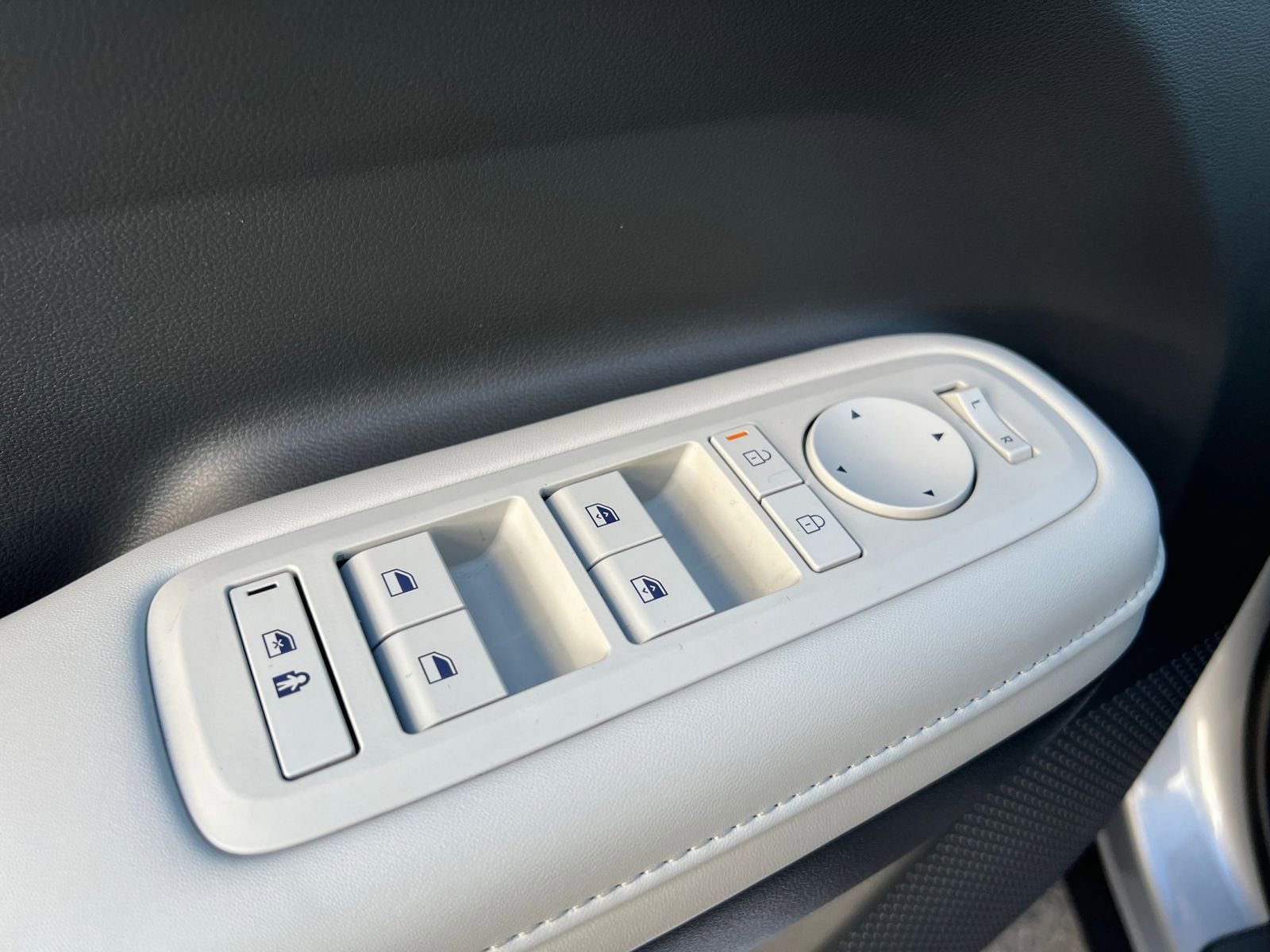 Thumbnail: 2025 Hyundai Santa Fe - 21