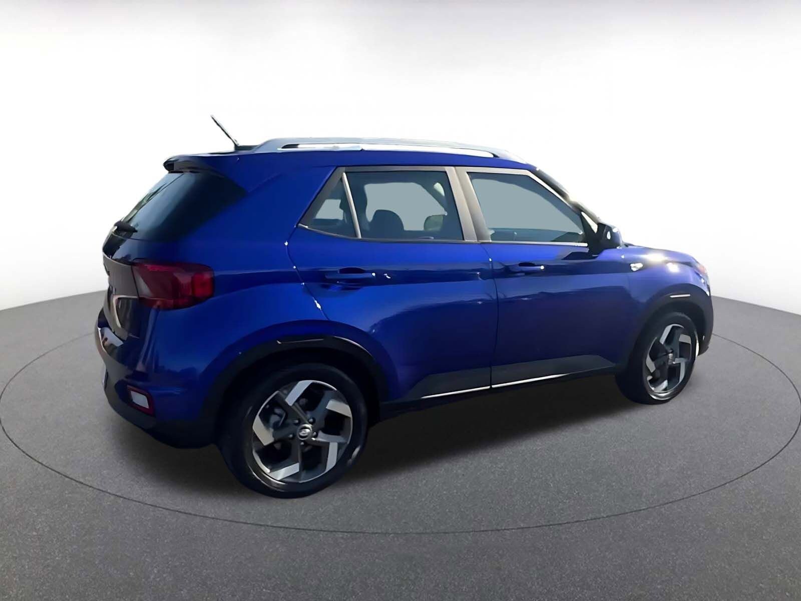 Thumbnail: 2025 Hyundai Venue - 15