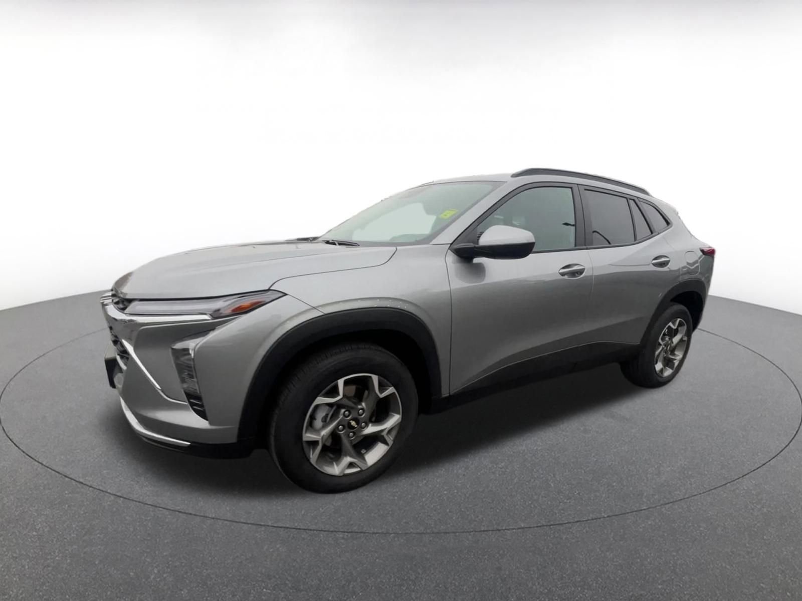 Thumbnail: 2025 Chevrolet Trax - 8