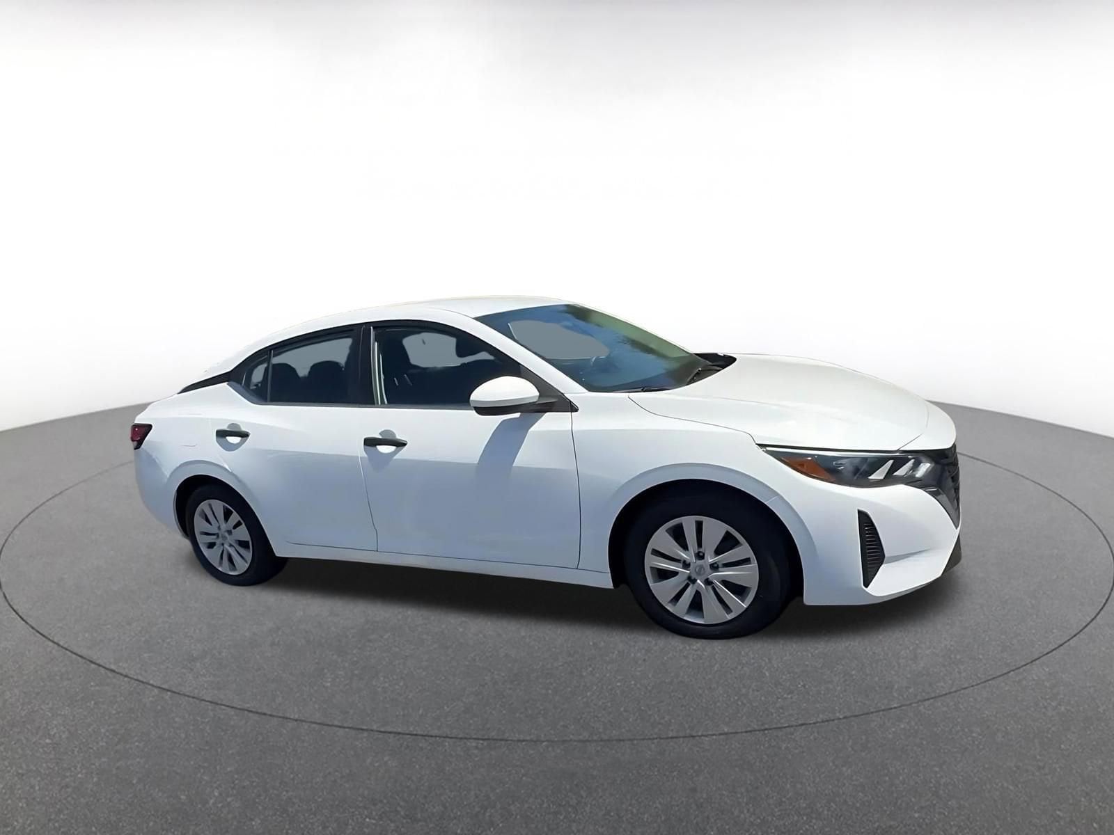 Thumbnail: 2025 Nissan Sentra - 2