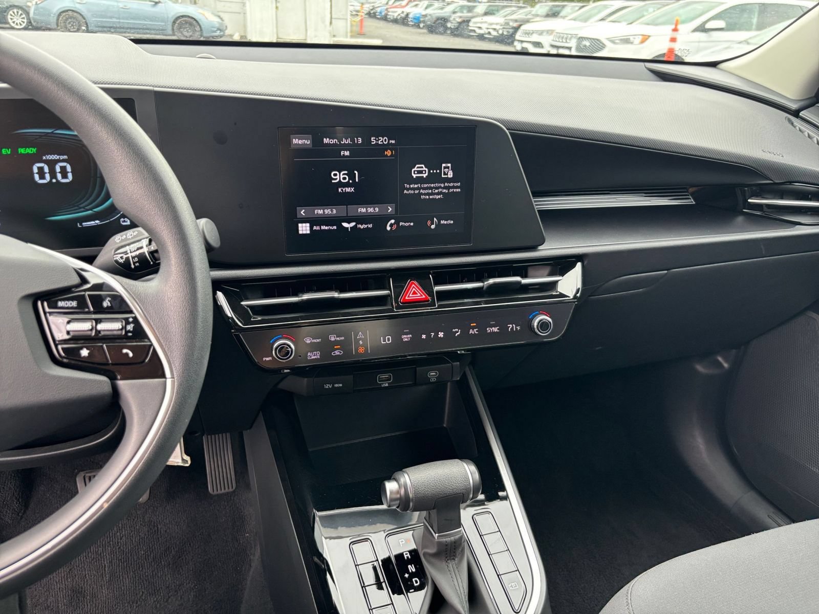 Thumbnail: 2026 Kia Niro - 17