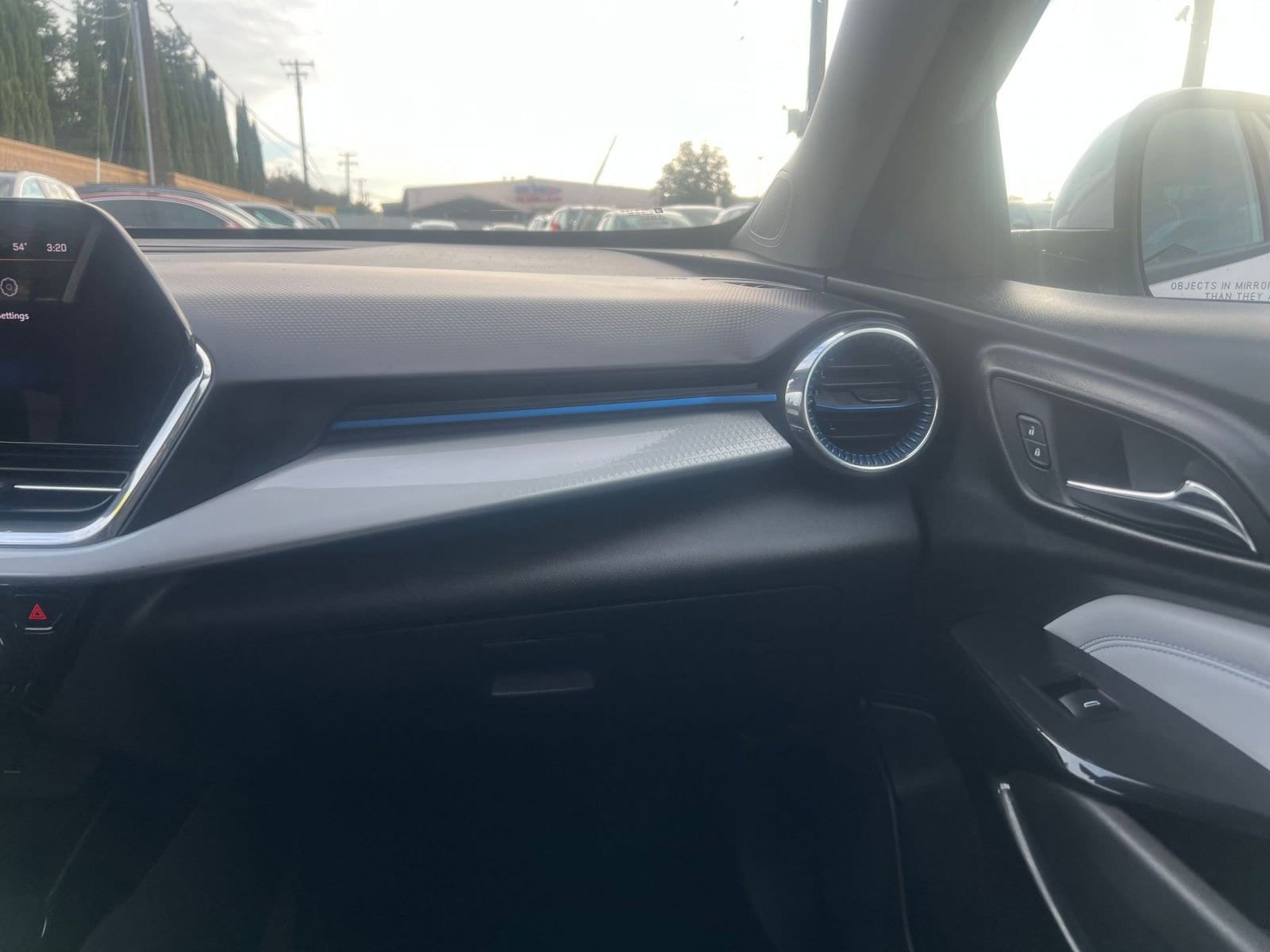 Thumbnail: 2025 Chevrolet Trax - 35