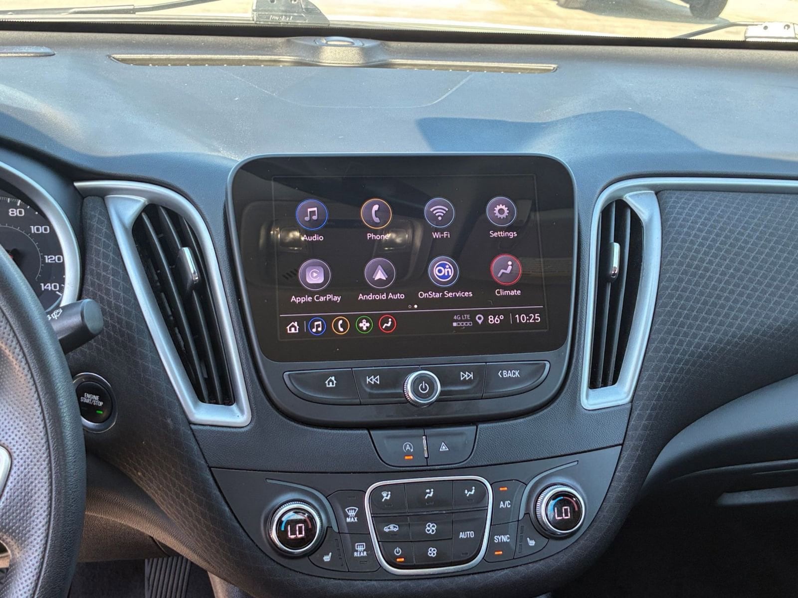 Thumbnail: 2024 Chevrolet Malibu - 21