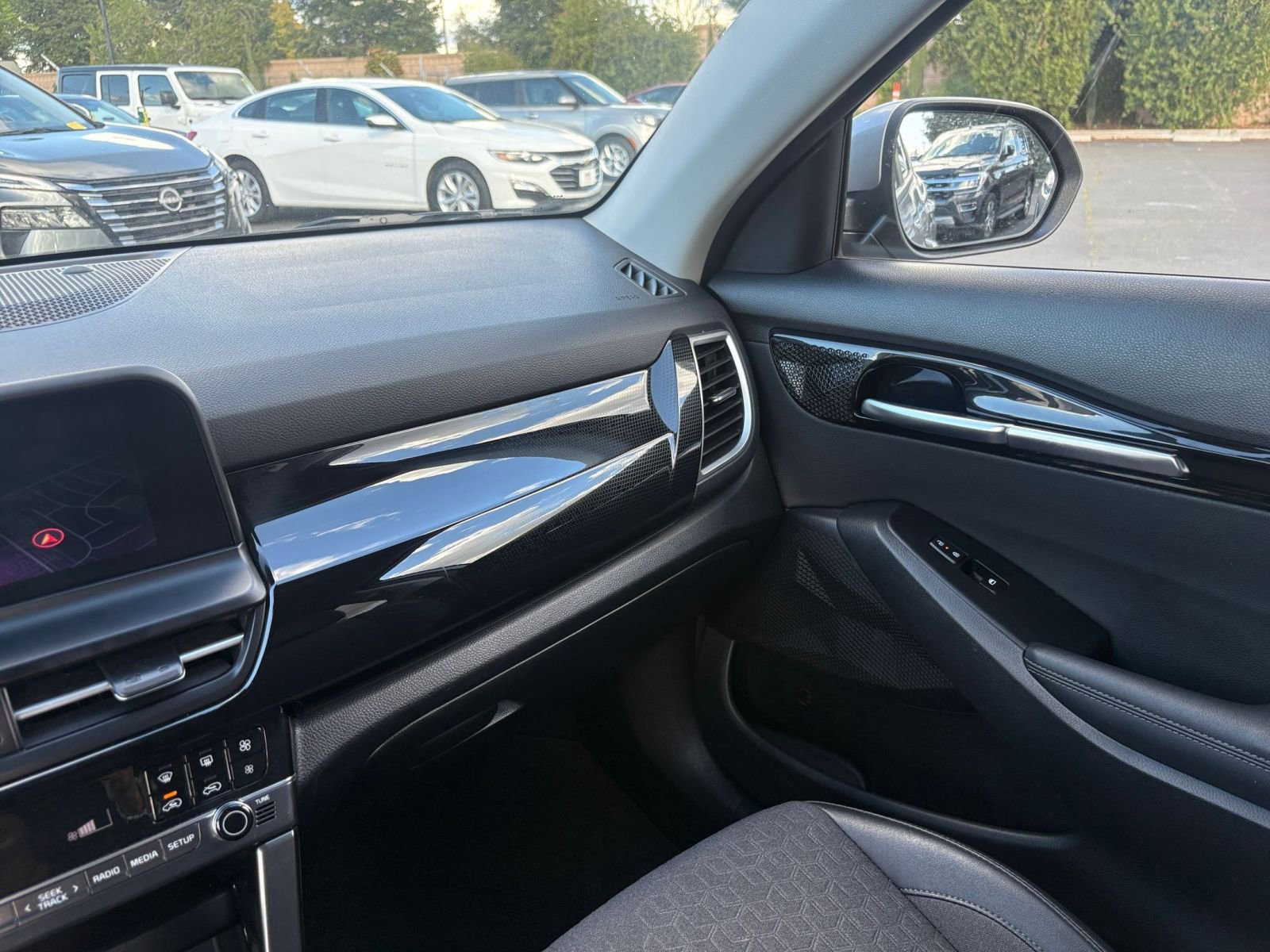 Thumbnail: 2025 Kia Seltos - 35