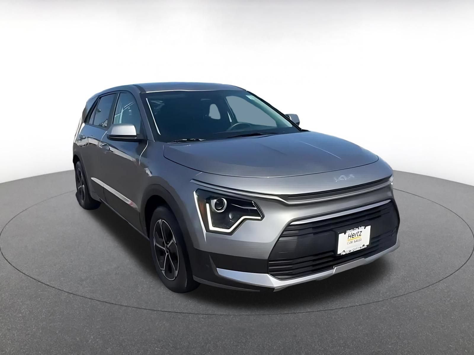 Thumbnail: 2026 Kia Niro - 3