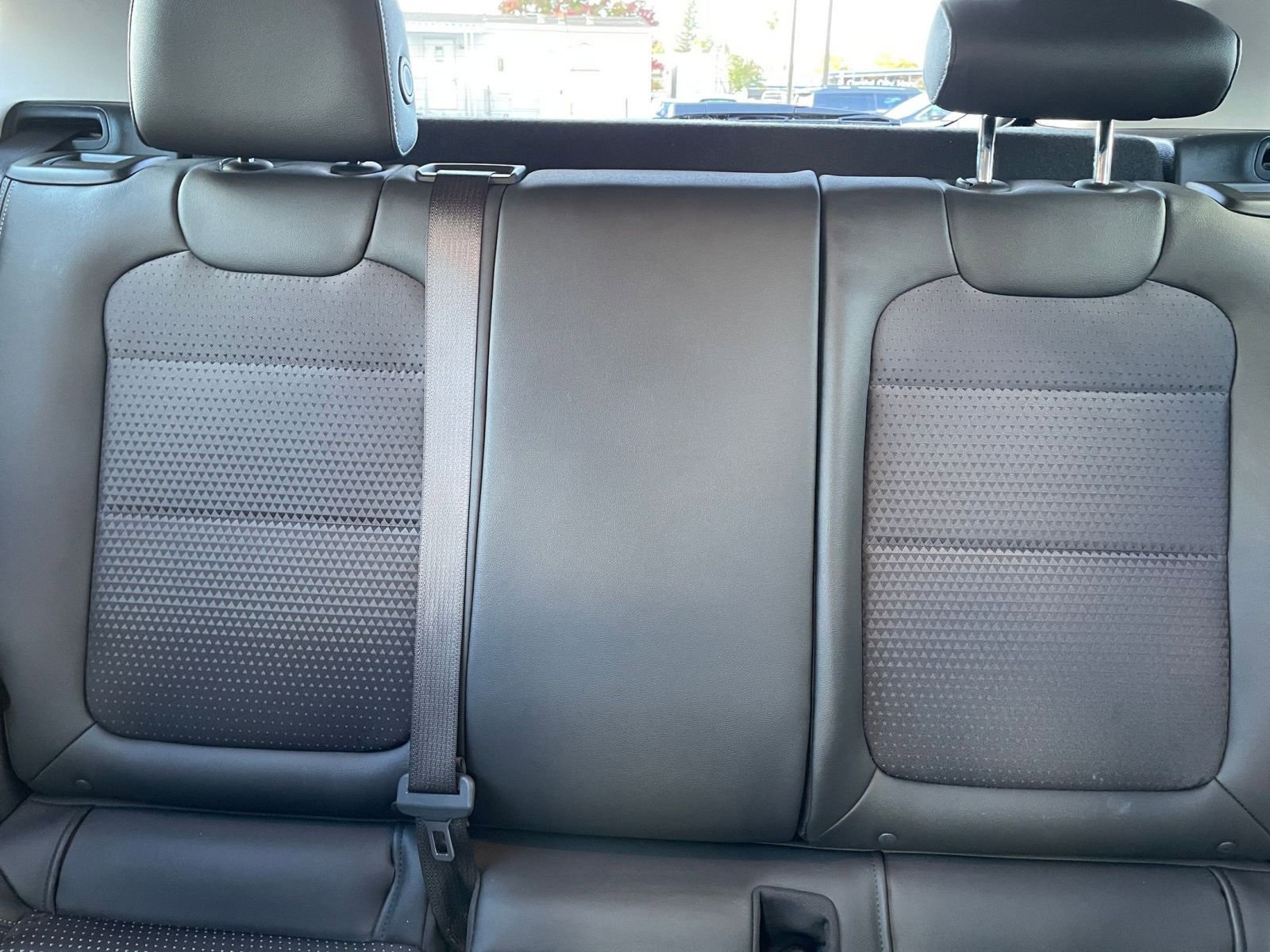 Thumbnail: 2025 Chevrolet Trax - 32