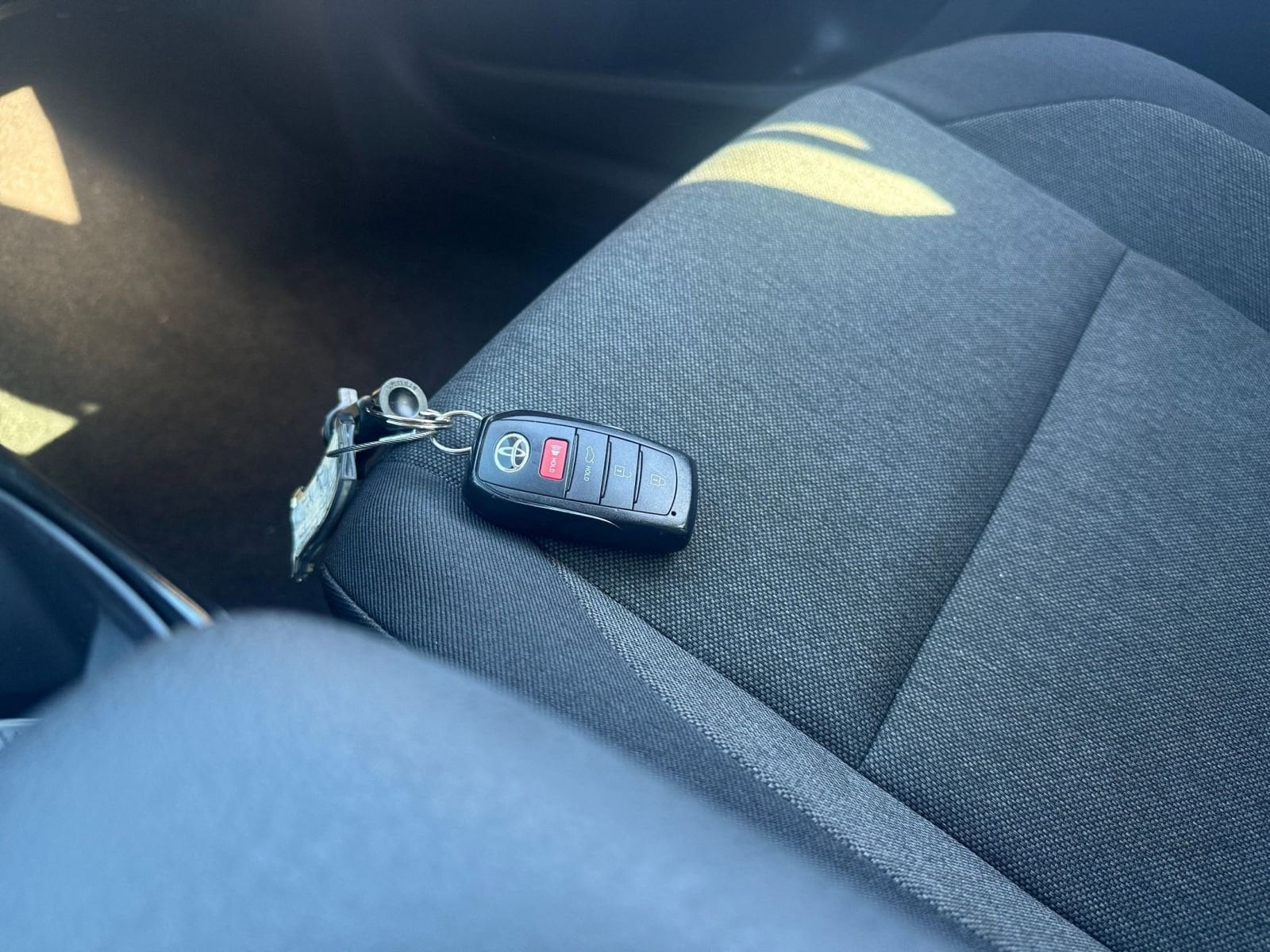 Thumbnail: 2025 Toyota Camry - 22