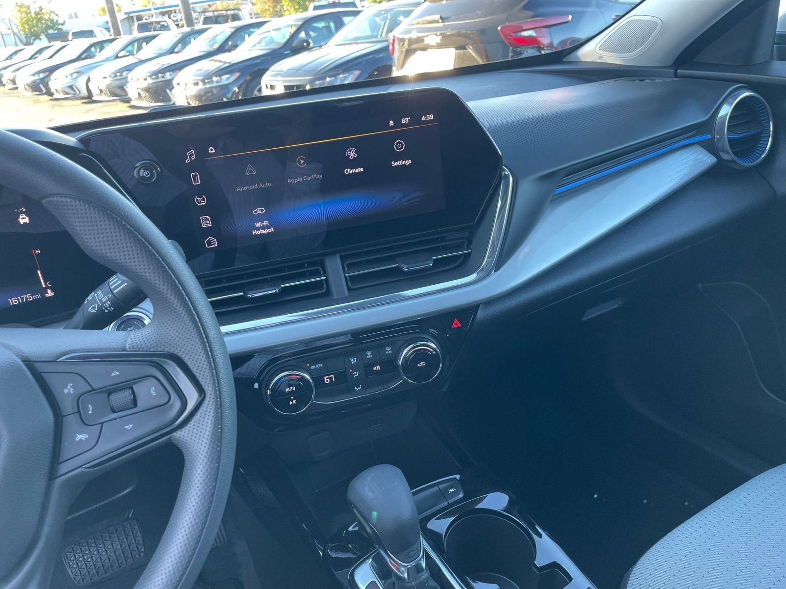 Thumbnail: 2025 Chevrolet Trax - 18