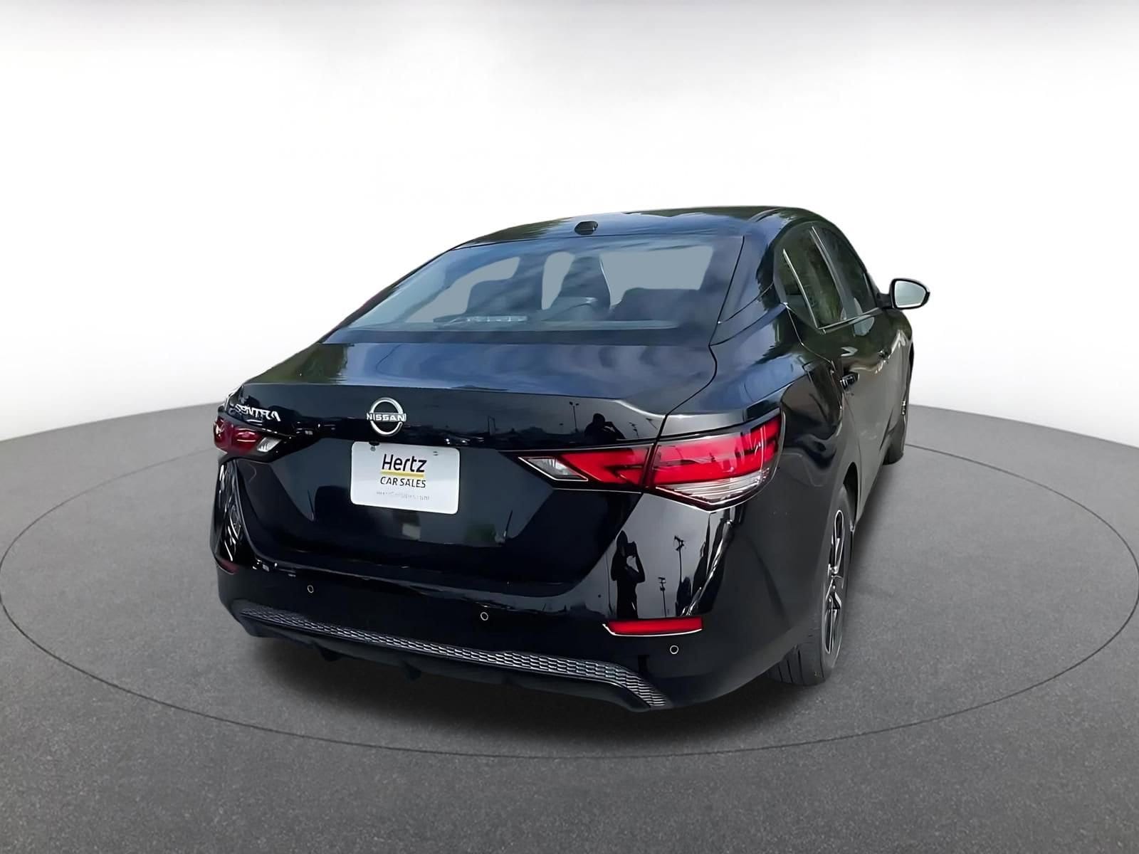 Thumbnail: 2025 Nissan Sentra - 14