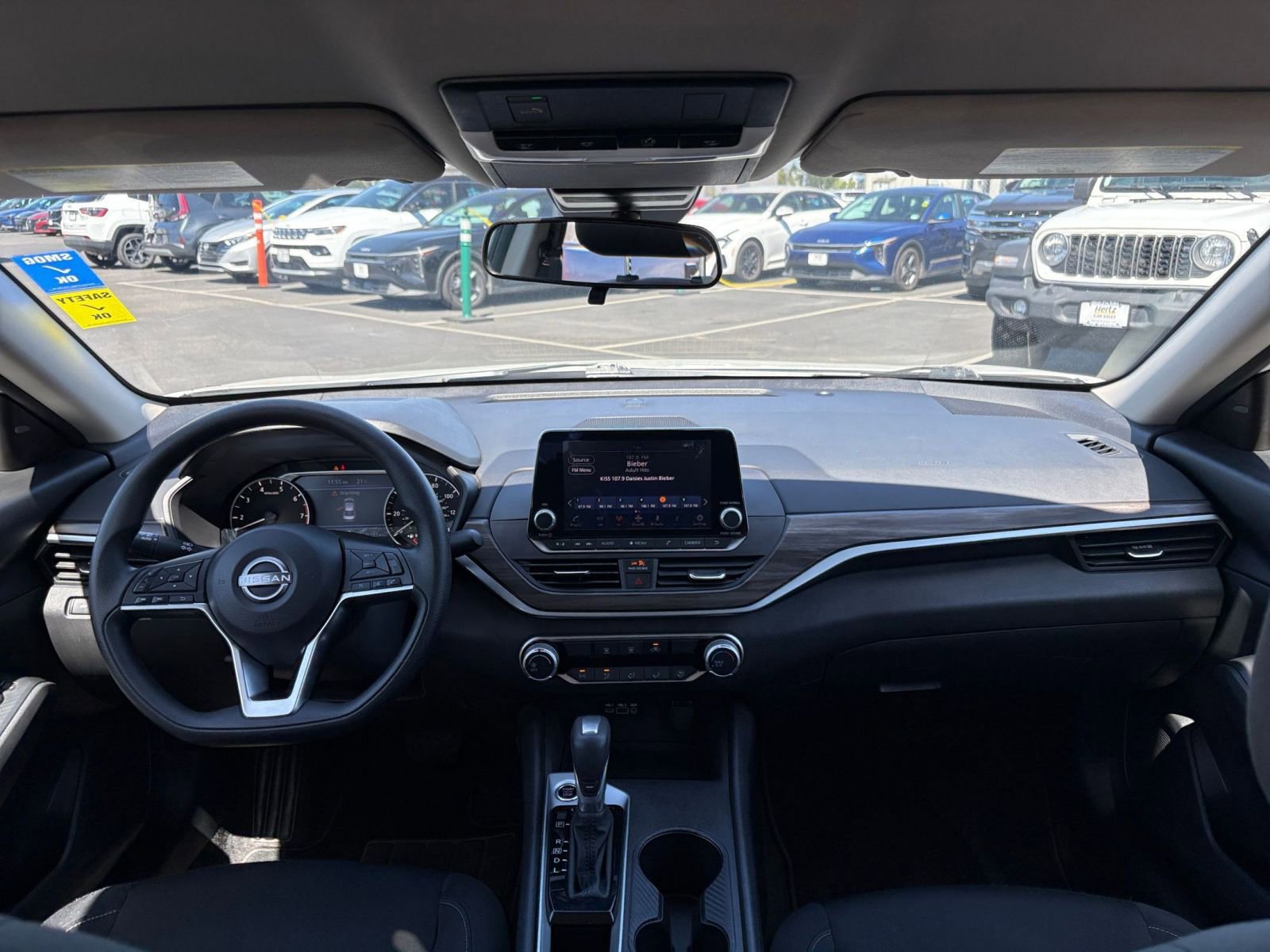 Thumbnail: 2025 Nissan Altima - 34