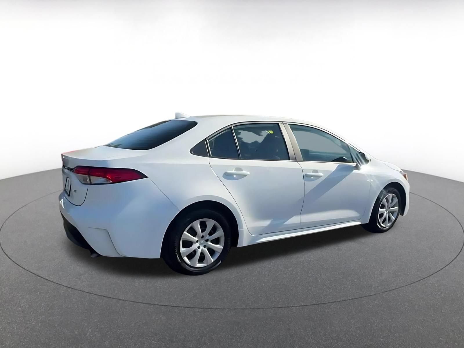 Thumbnail: 2025 Toyota Corolla - 15