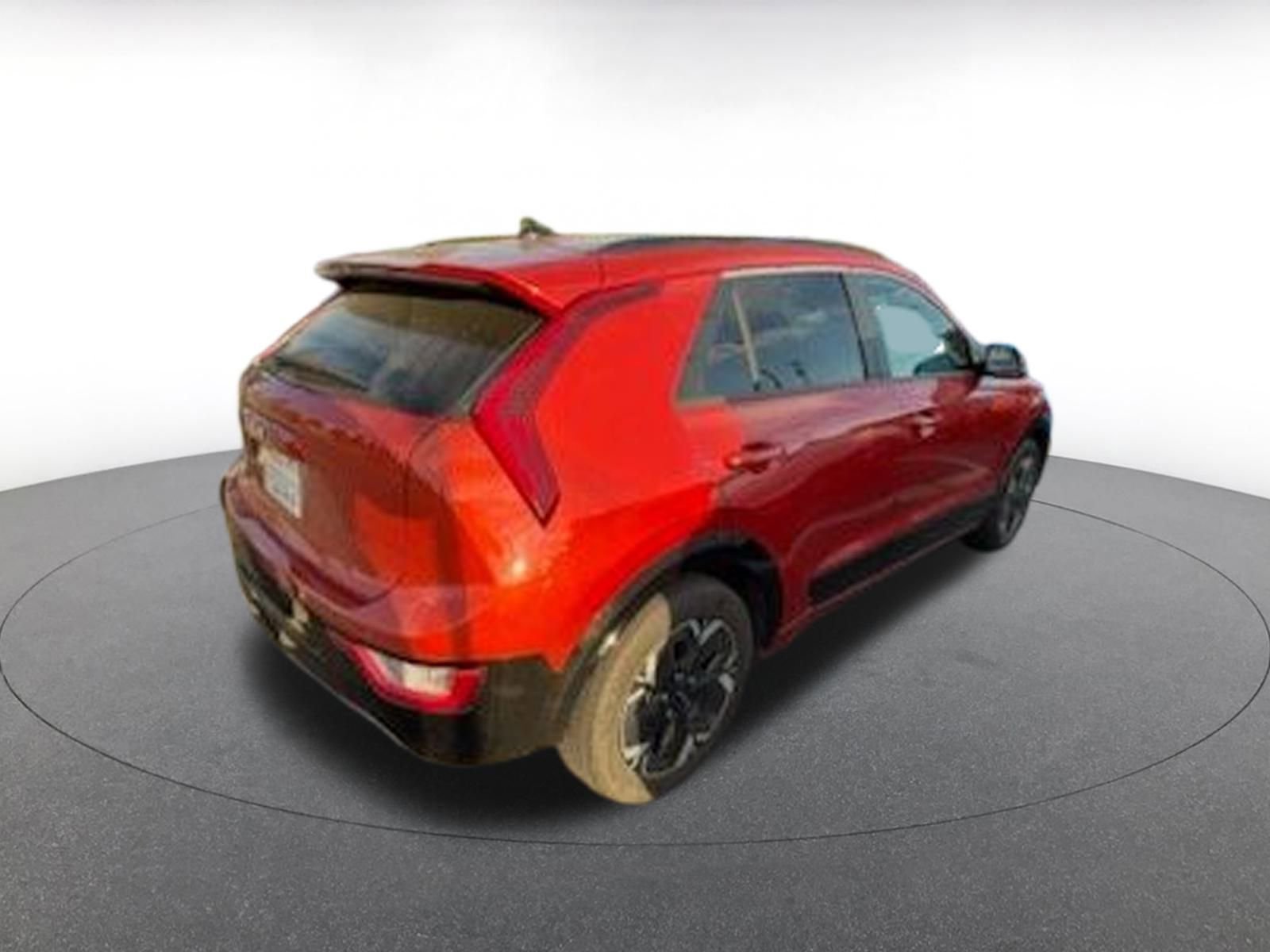 Thumbnail: 2023 Kia Niro - 4