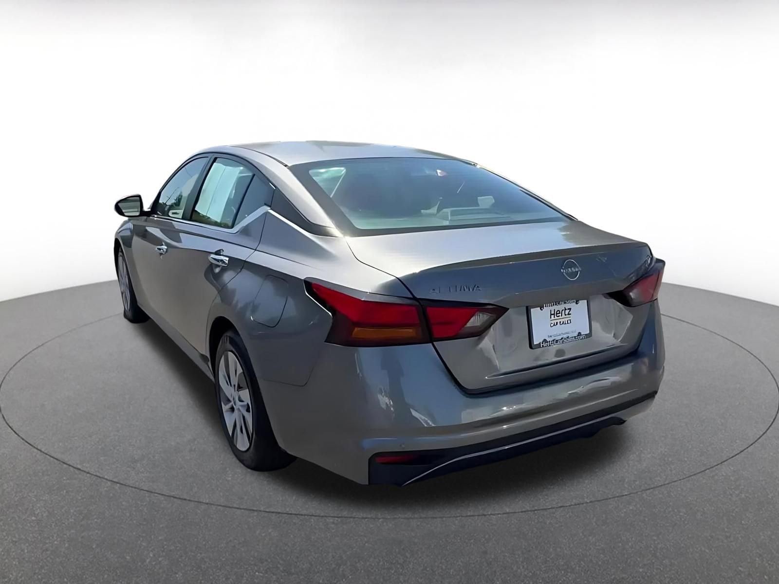 Thumbnail: 2023 Nissan Altima - 11