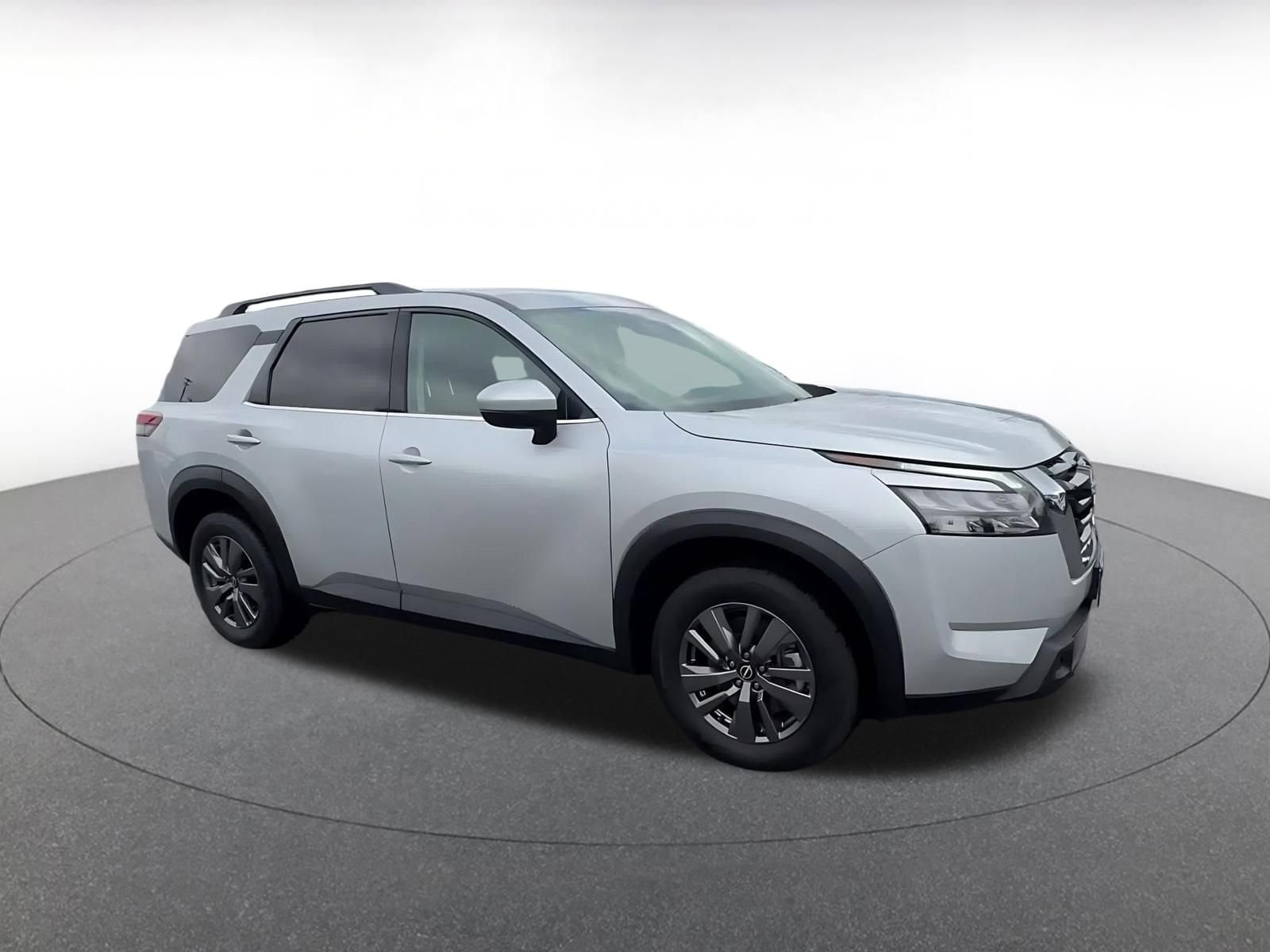 Thumbnail: 2025 Nissan Pathfinder - 2