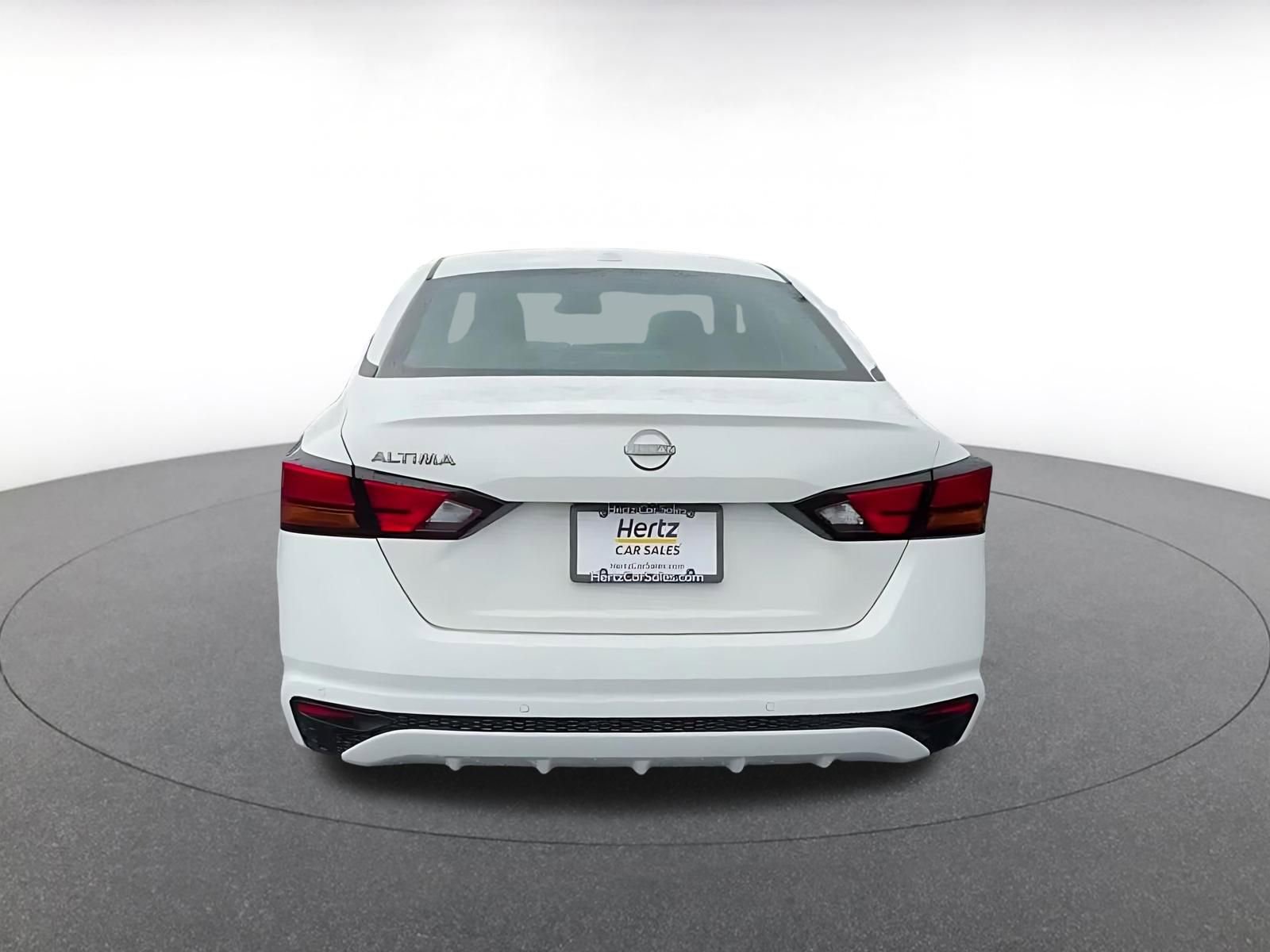 Thumbnail: 2025 Nissan Altima - 12