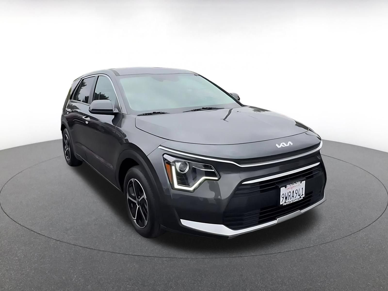 Thumbnail: 2026 Kia Niro - 3